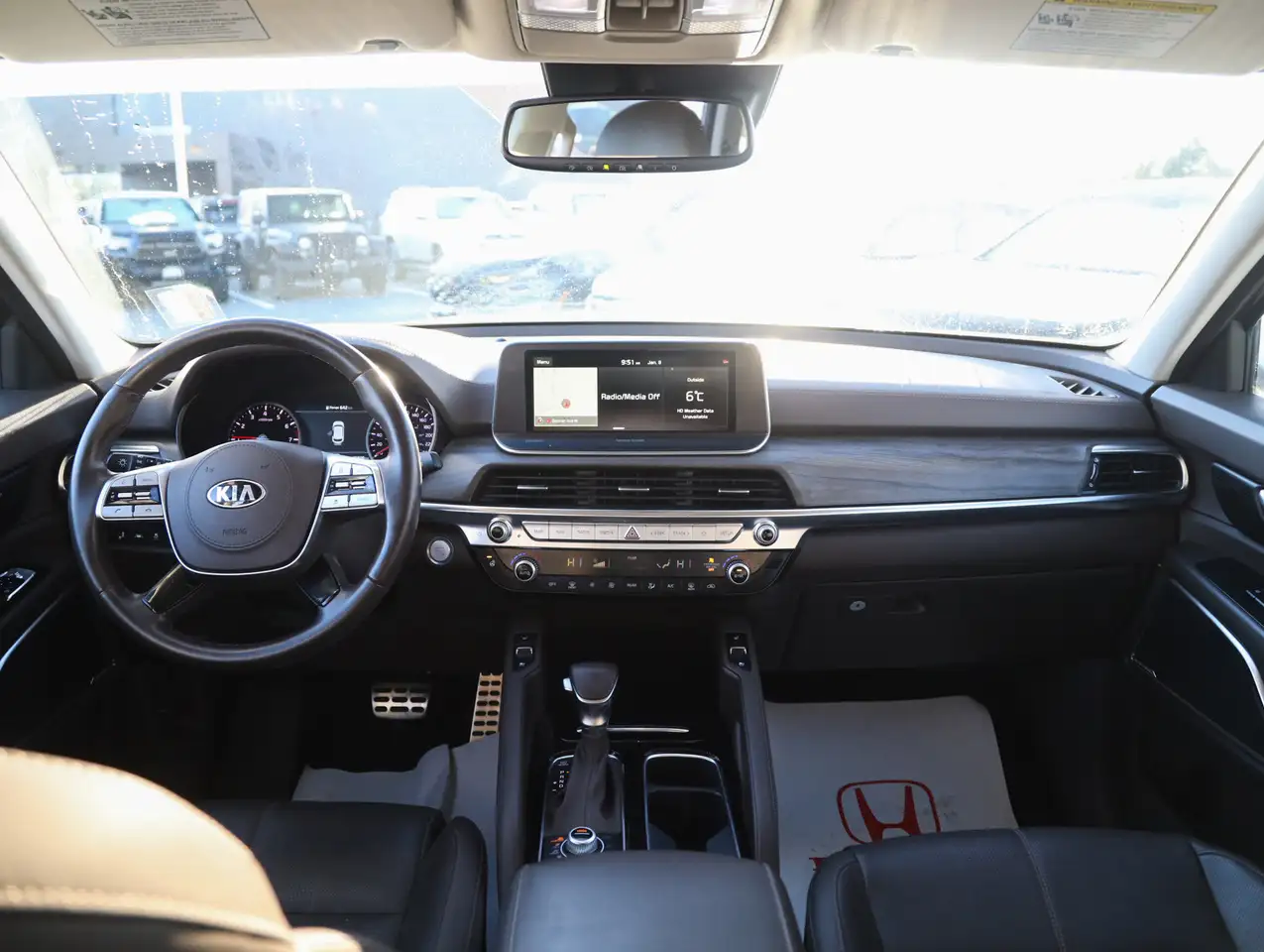 Kia Telluride снимка Kia Telluride