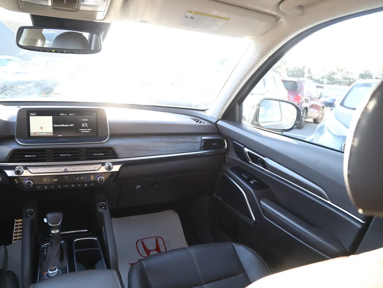 Kia Telluride снимка Kia Telluride