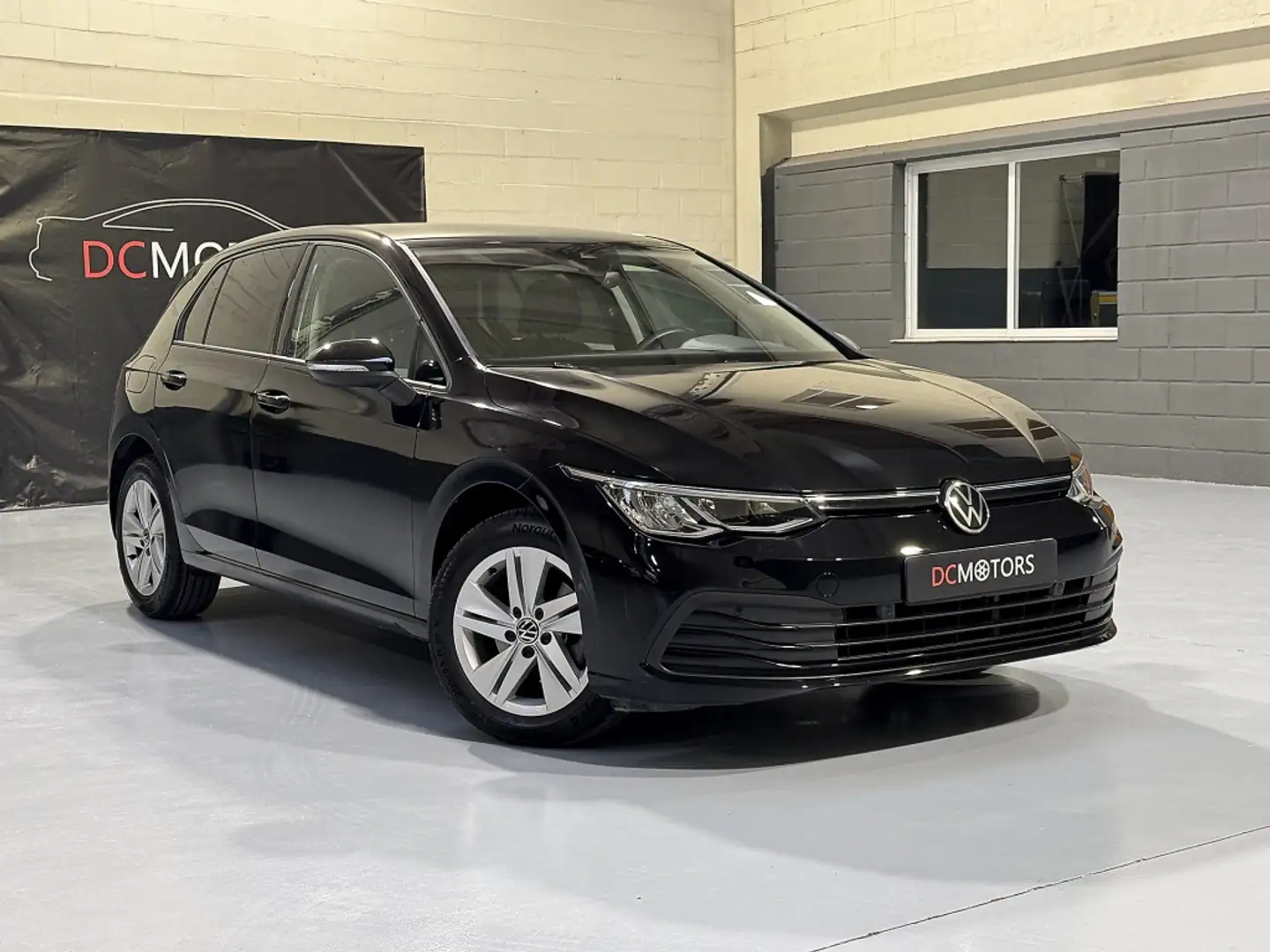 Volkswagen Golf 1.5 TSI Life 96kW Zwart - 2