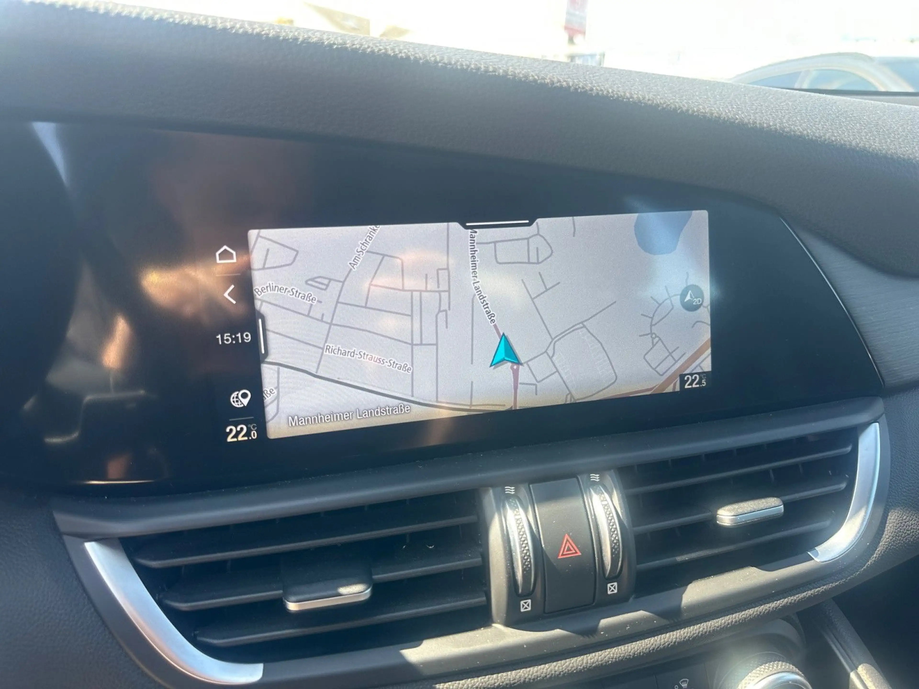 Alfa Romeo Giulia 2.0 Turbo Ti Q4 KAMERA+ACC+SPUR+TOT — photo 13