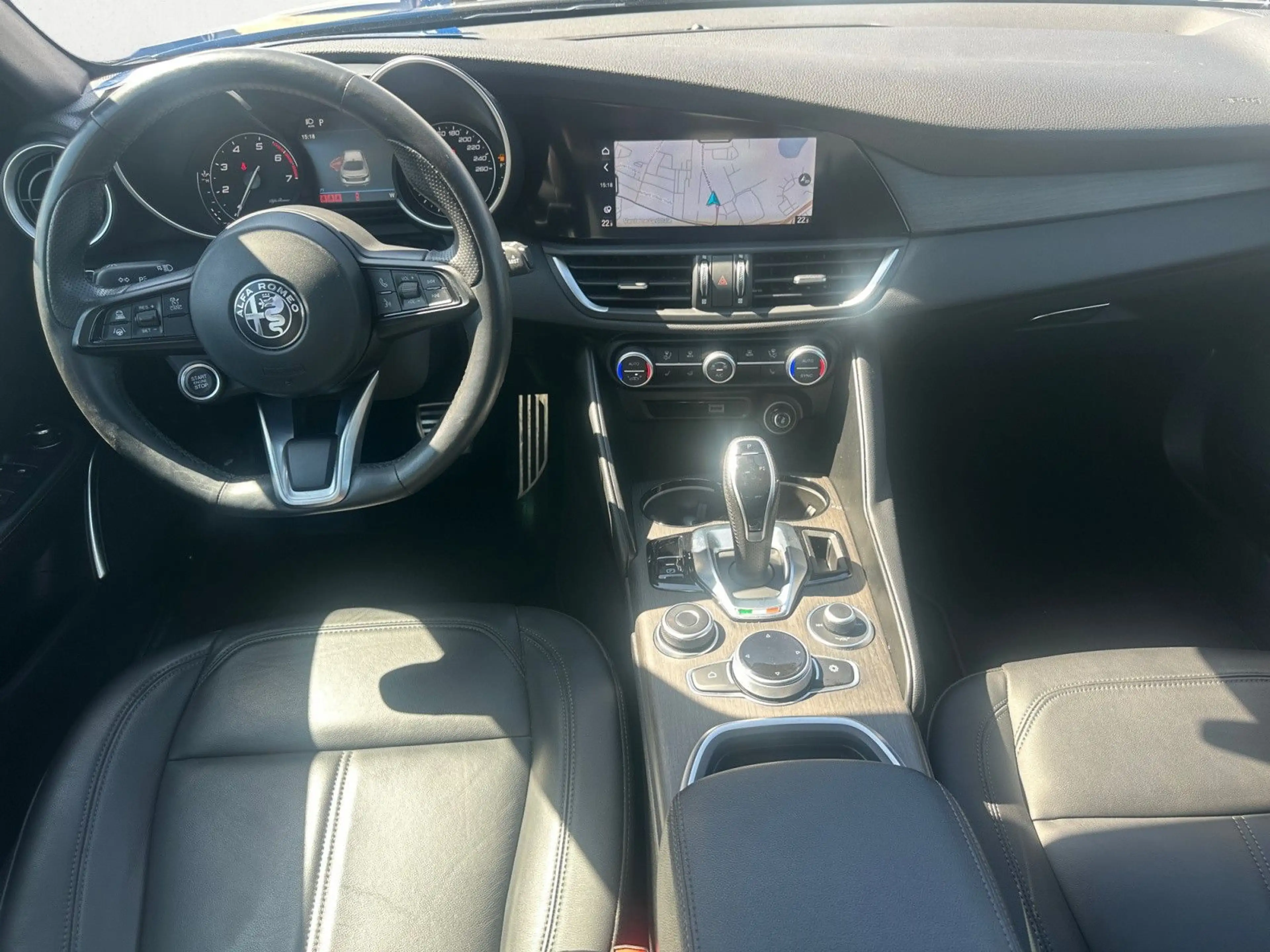 Alfa Romeo Giulia 2.0 Turbo Ti Q4 KAMERA+ACC+SPUR+TOT — photo 8