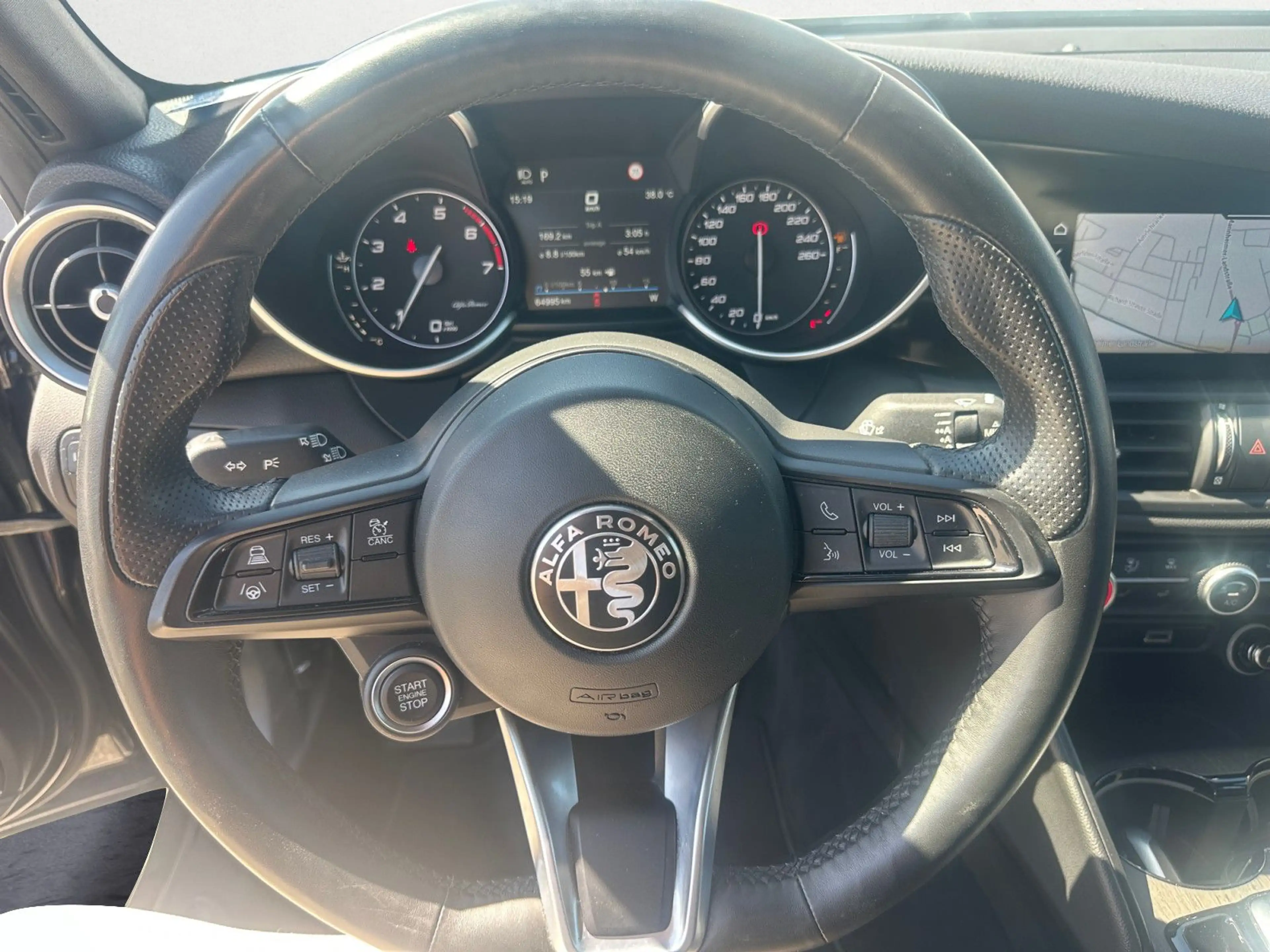 Alfa Romeo Giulia 2.0 Turbo Ti Q4 KAMERA+ACC+SPUR+TOT — photo 11