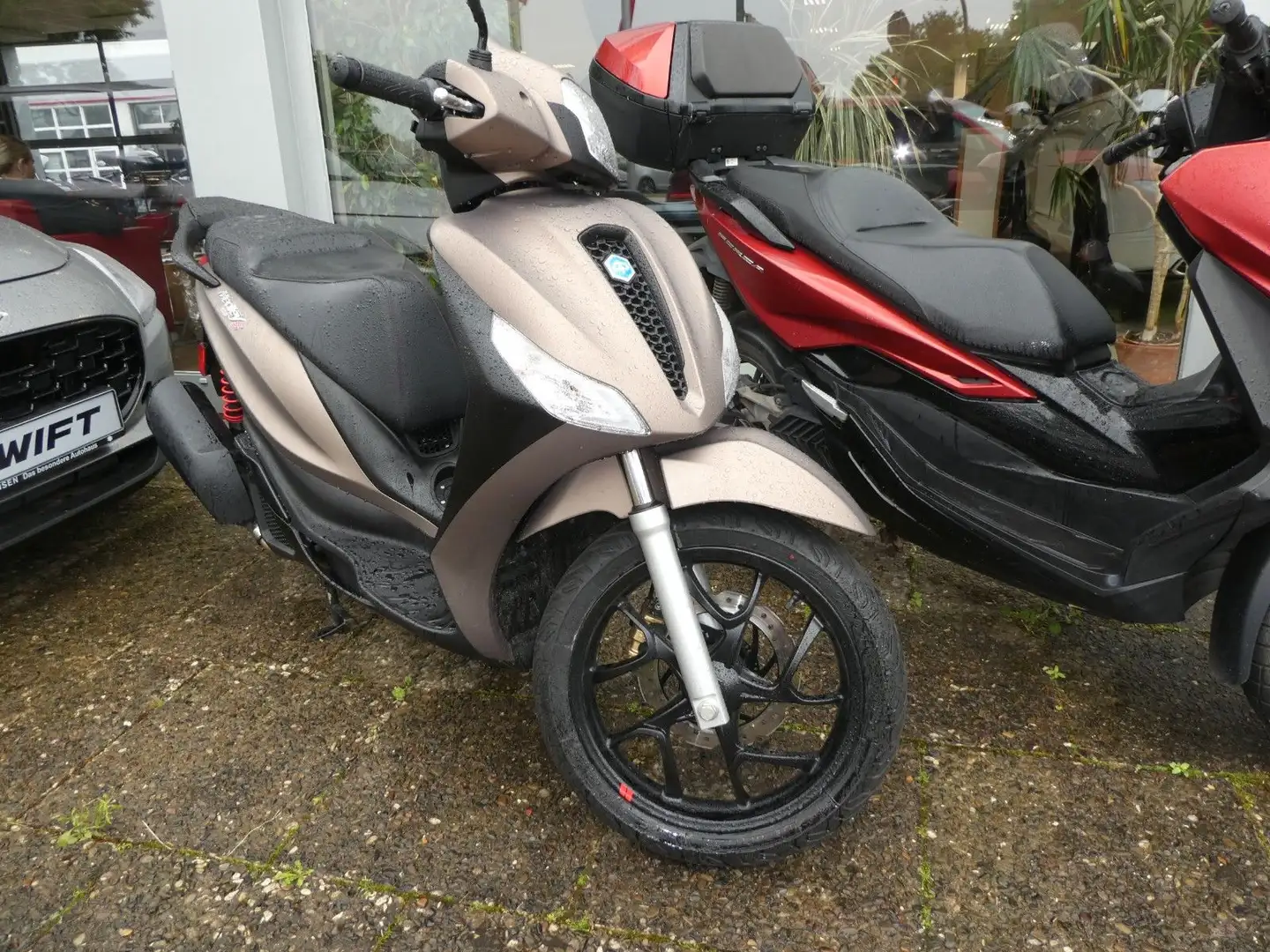 Piaggio Medley 125 S Maro - 1