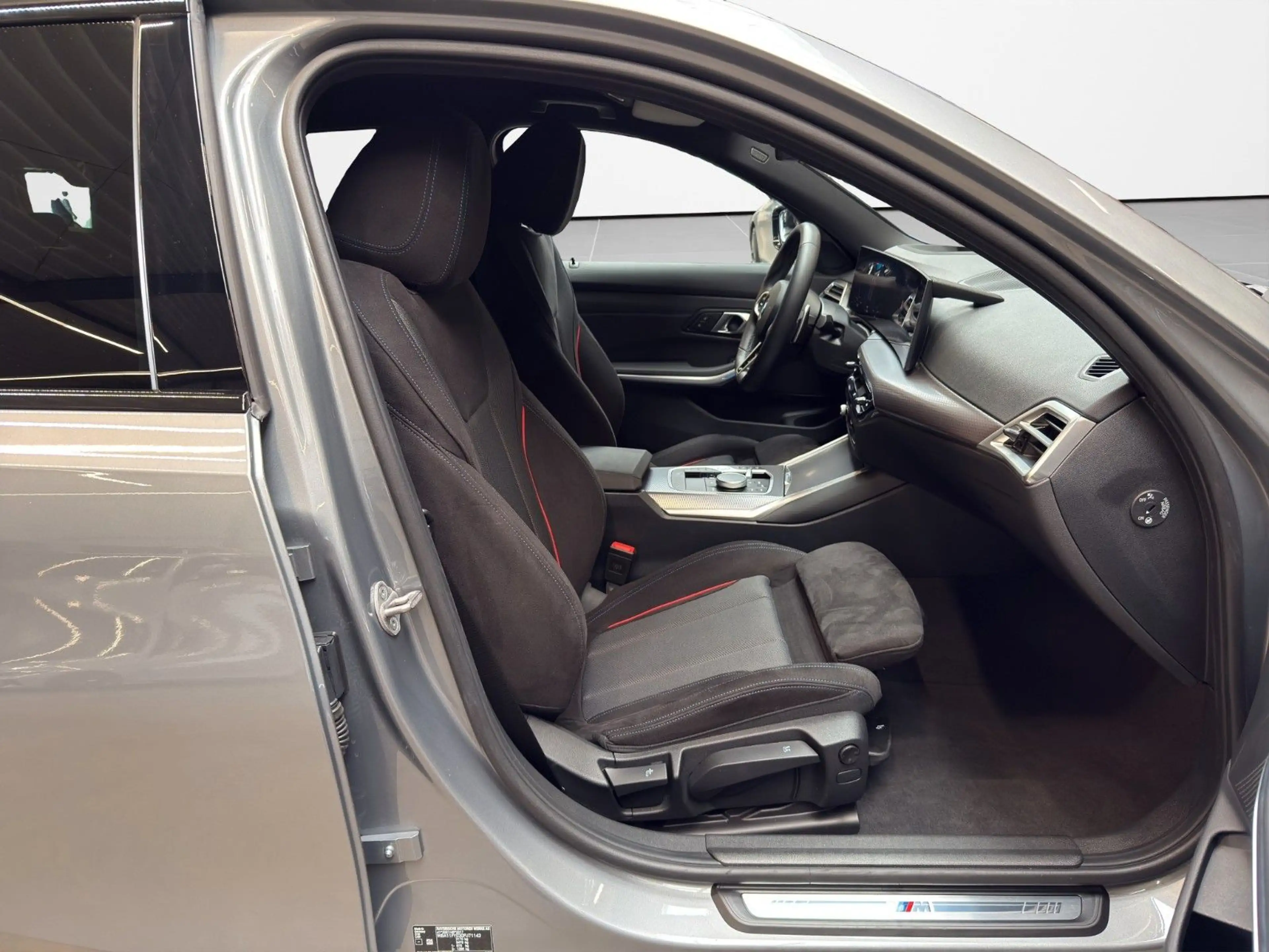 BMW 318 i Touring M Sport ACC HuD HiFi SHZ 3ZK 360° — photo 11