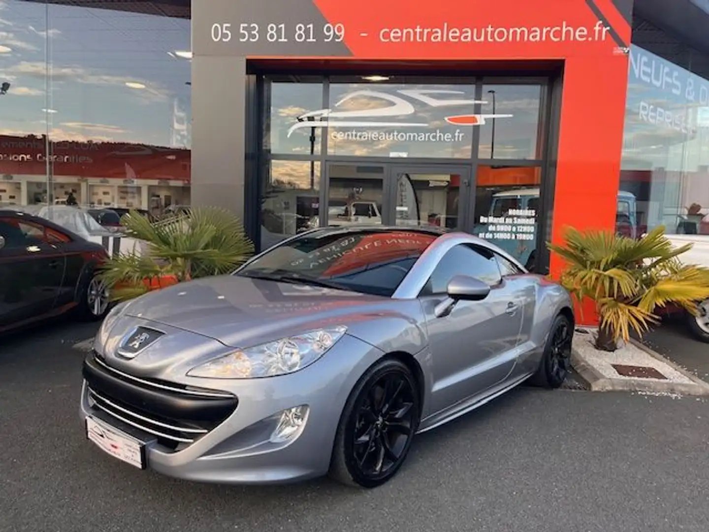Peugeot RCZ 2.0 HDi FAP 163ch Gris - 1