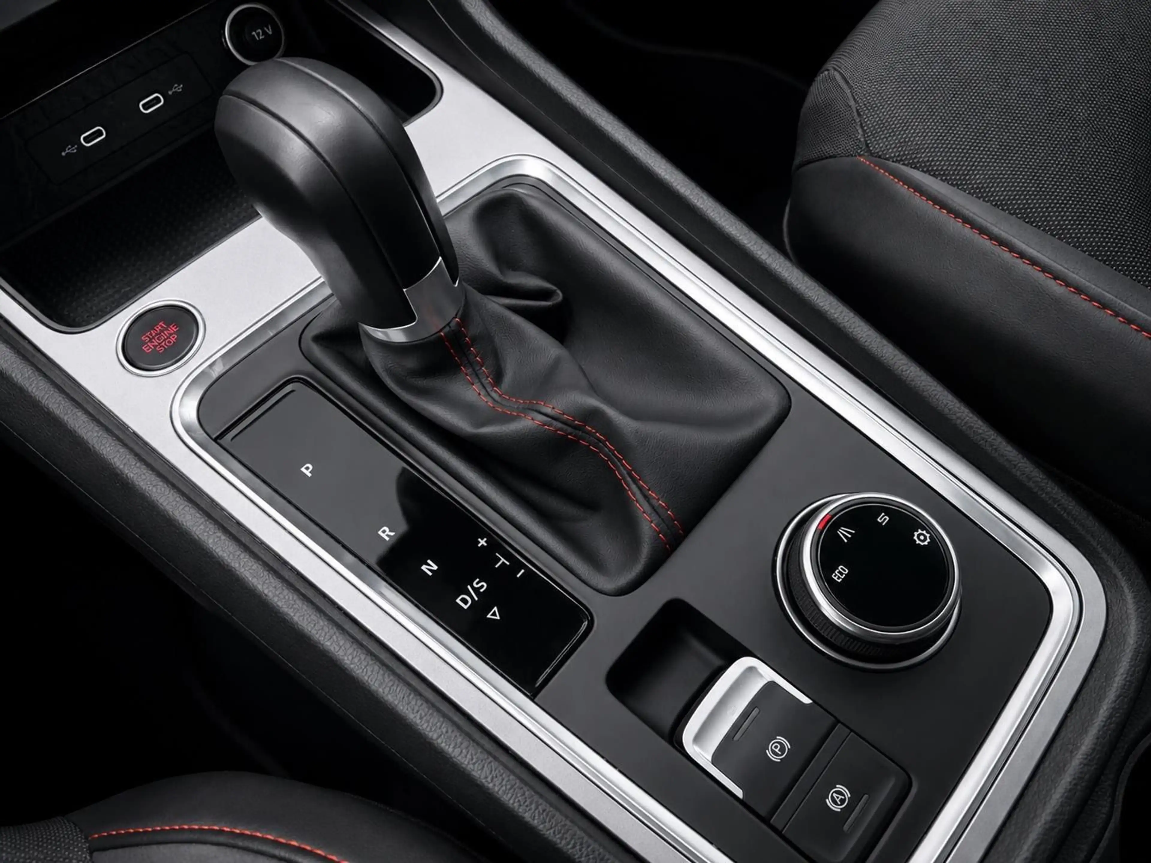 SEAT Ateca FR-Design 2.0 TDI *1.H *R-KAM *NAVI*8xALU* — photo 6