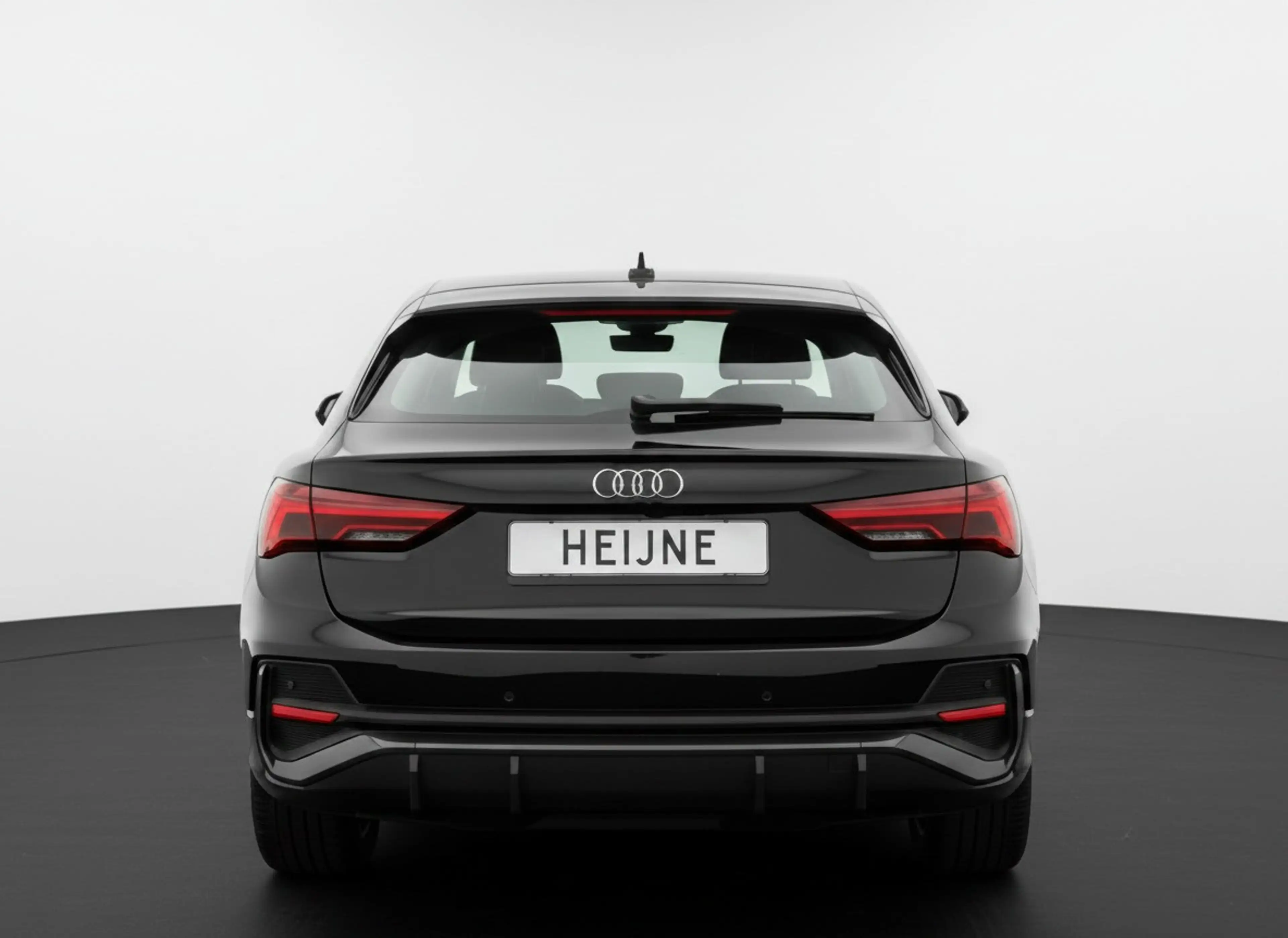 Audi Q3 Sportback 45 TFSI e 245PK BUSINESS EDITION PHEV LE — photo 5