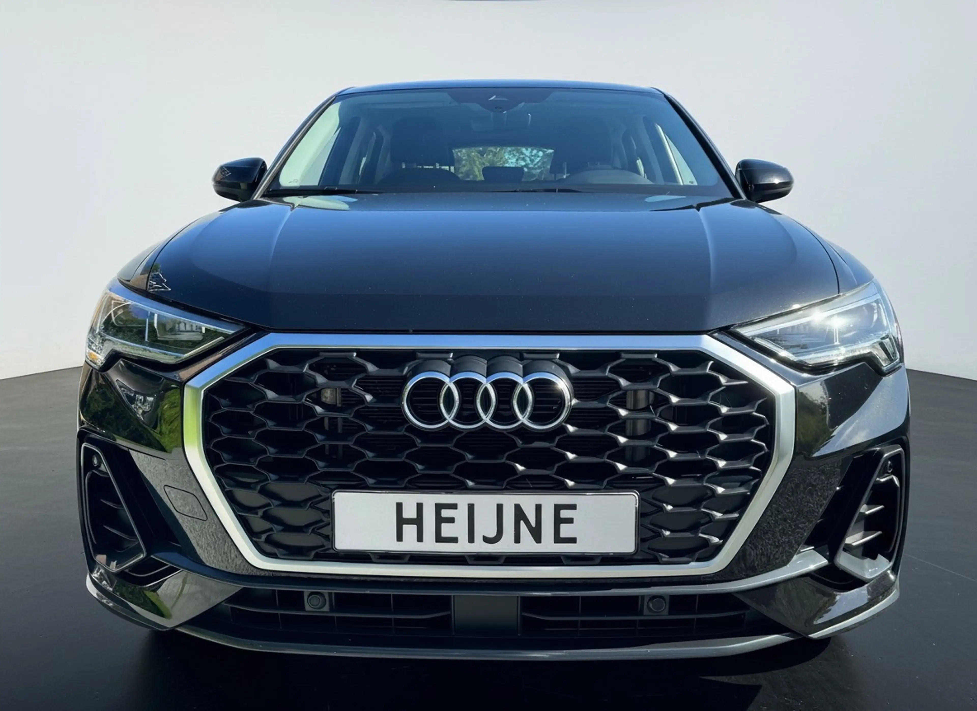 Audi Q3 Sportback 45 TFSI e 245PK BUSINESS EDITION PHEV LE — photo 2