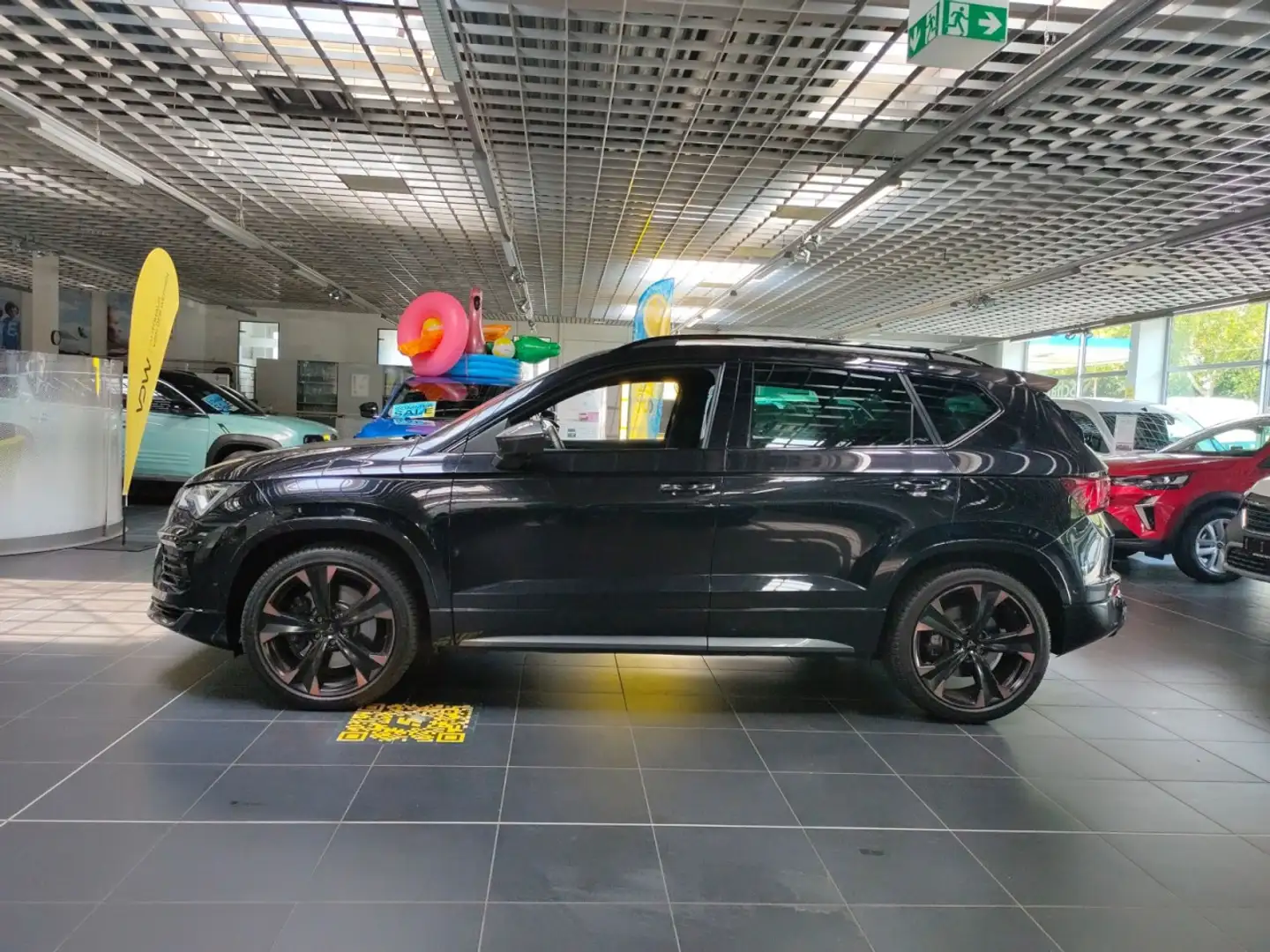 CUPRA Ateca 4Drive Klima Navi Rückfahrkamera Sitzheizung Schwarz - 2