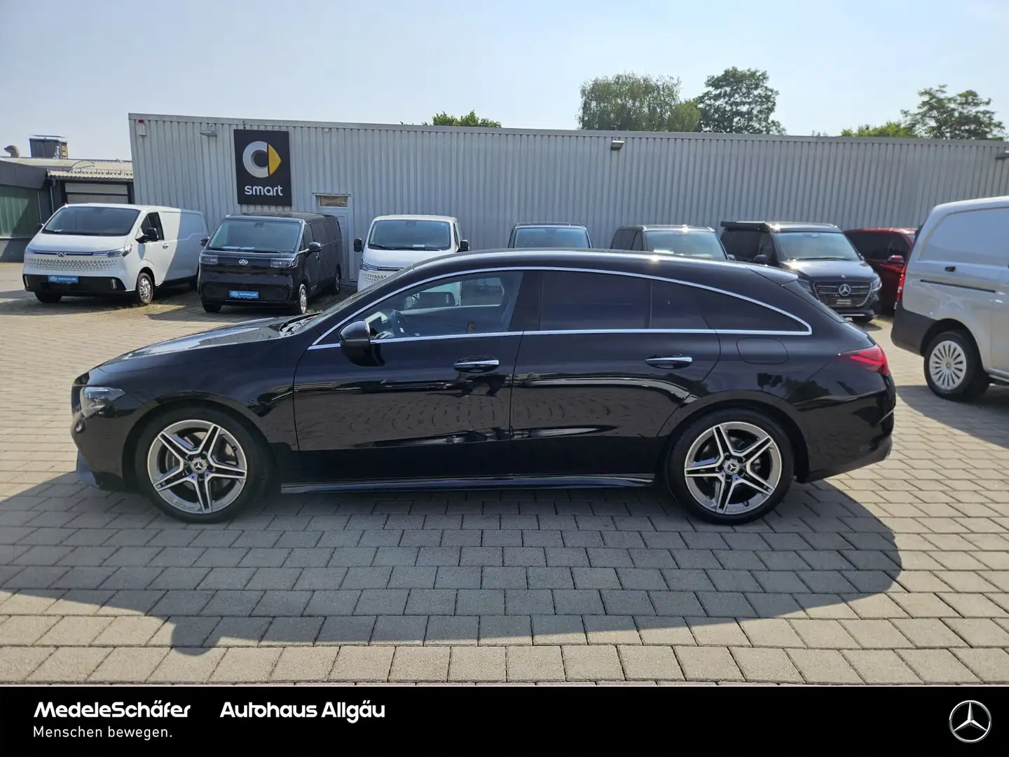 Mercedes-Benz CLA 200 CLA 200 Shooting Brake d AMG Standh. Multibeam LED Schwarz - 2