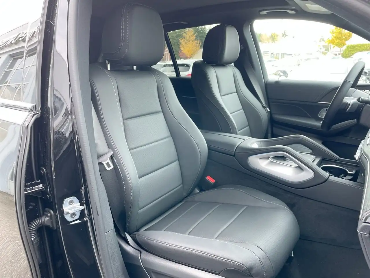 Mercedes-Benz GLE снимка Mercedes-Benz GLE