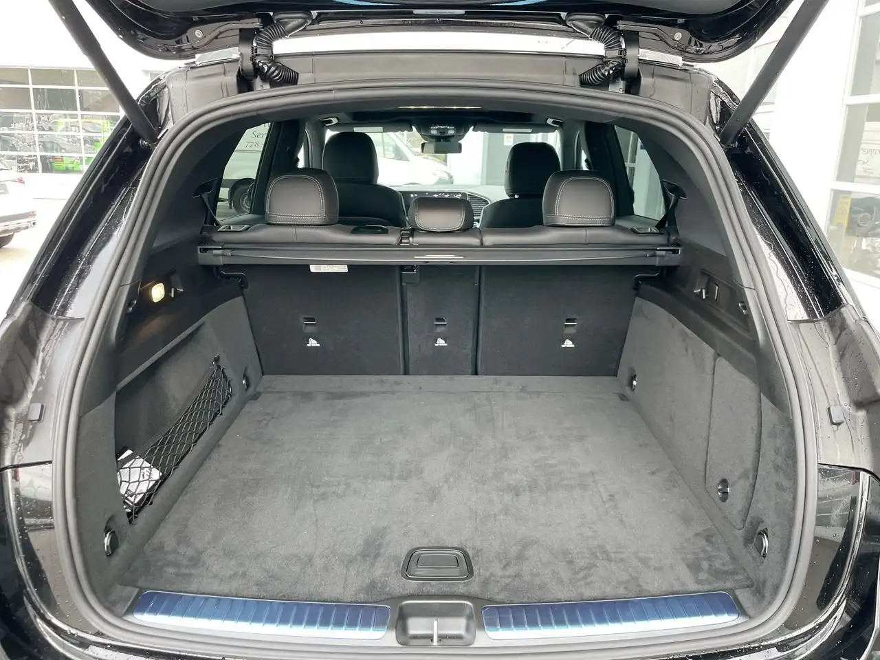 Mercedes-Benz GLE снимка Mercedes-Benz GLE