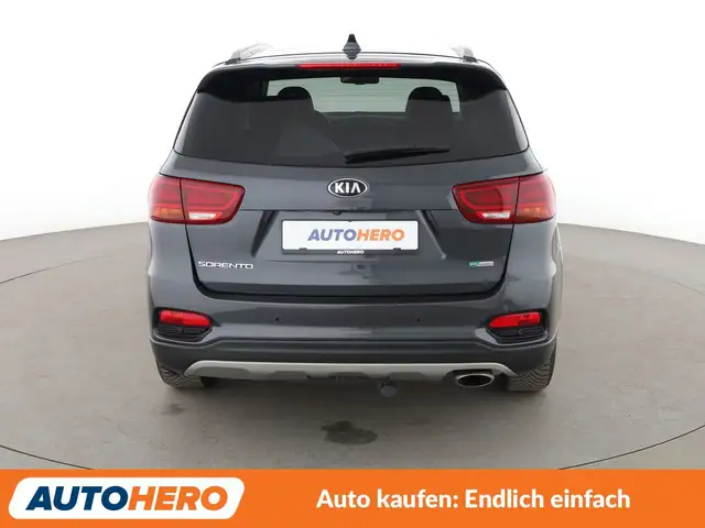 Kia Sorento view 5