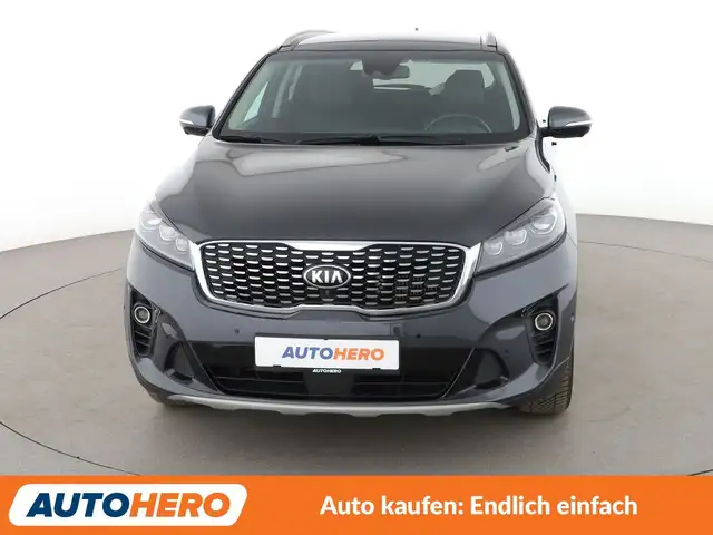 Kia Sorento view 9
