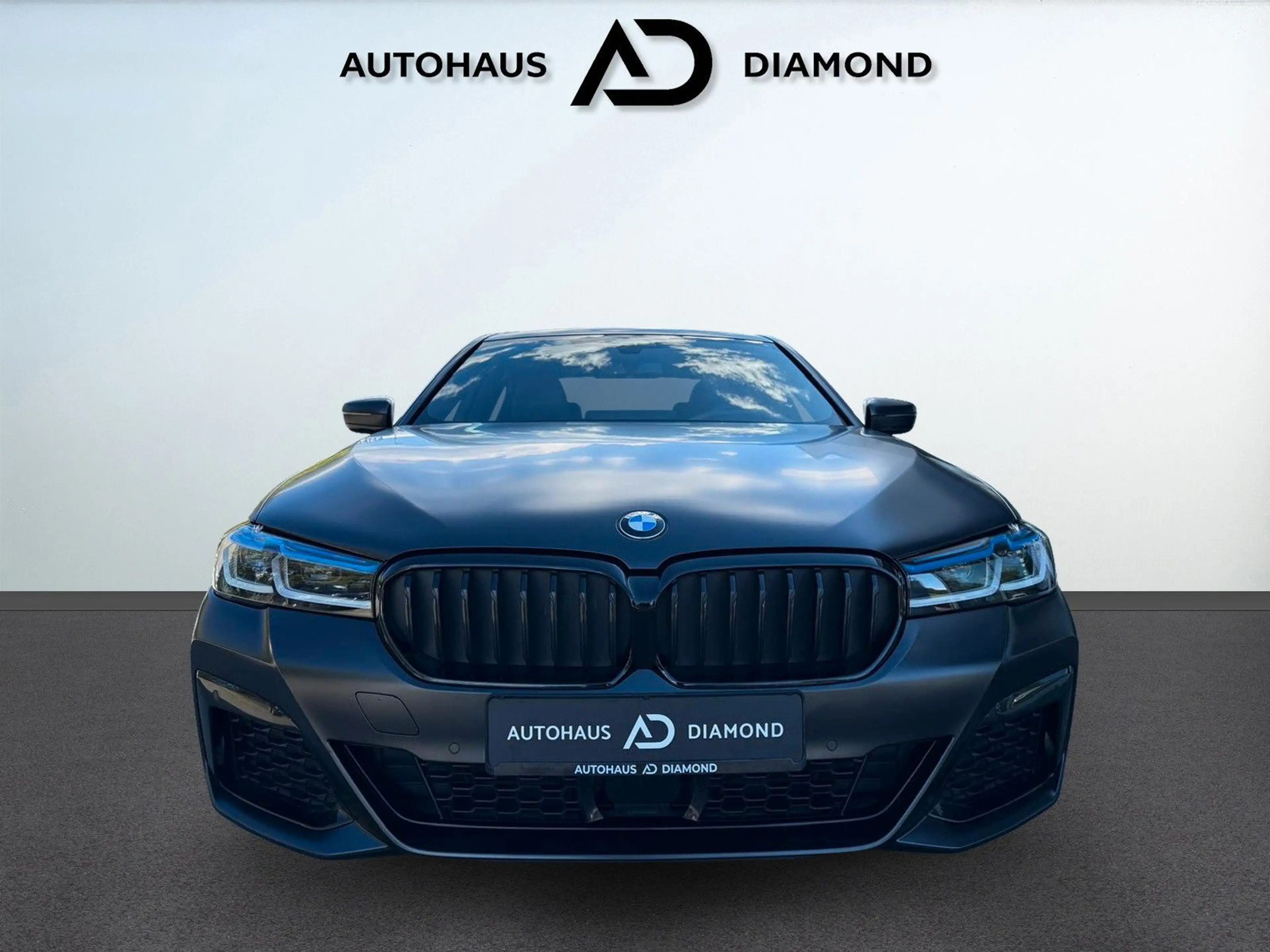 BMW 530 i M Sport * KAMERA * GESTIK * MATTLACK * — photo 2