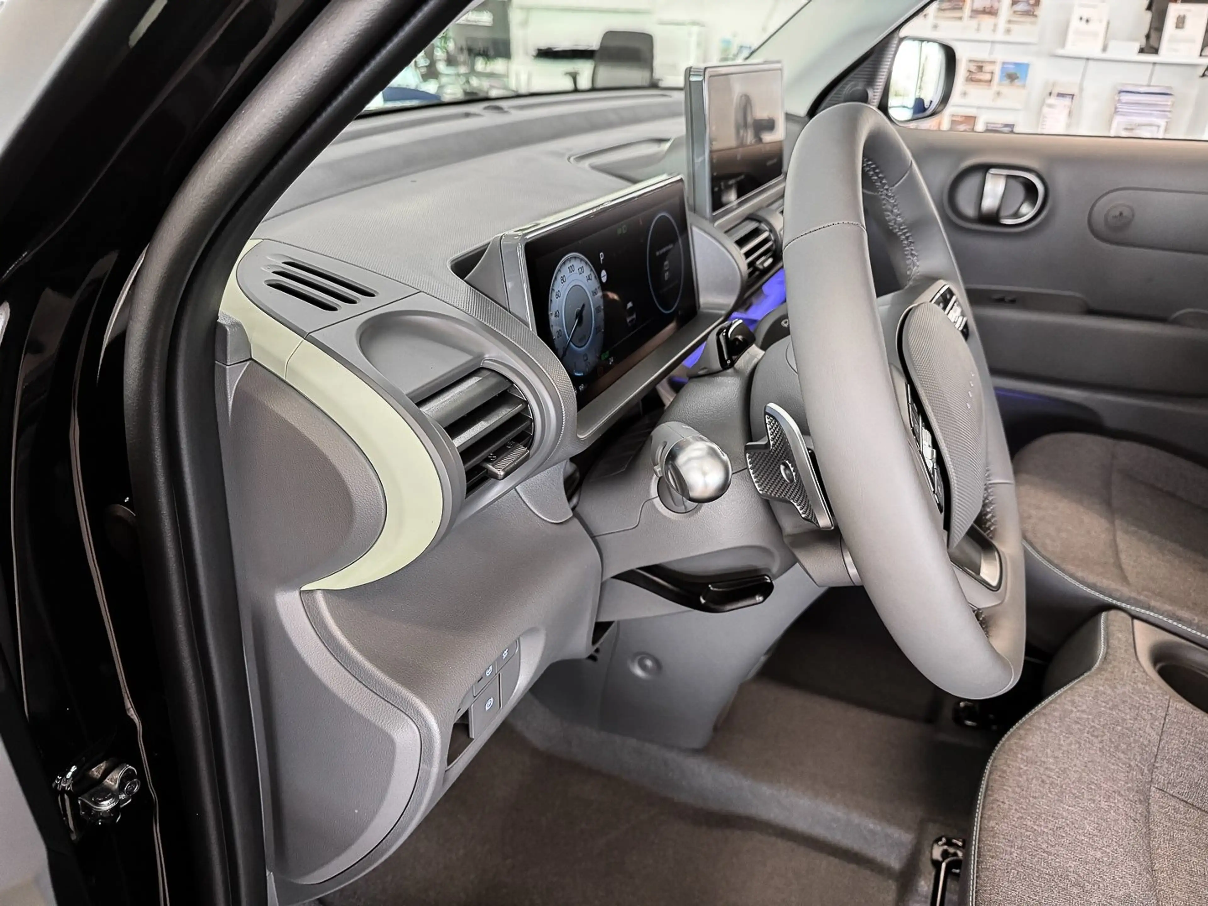 Hyundai Inster Cross EV 49 MY26 kWh 115PS 360°KAM Wärmepumpe NAVI — photo 14