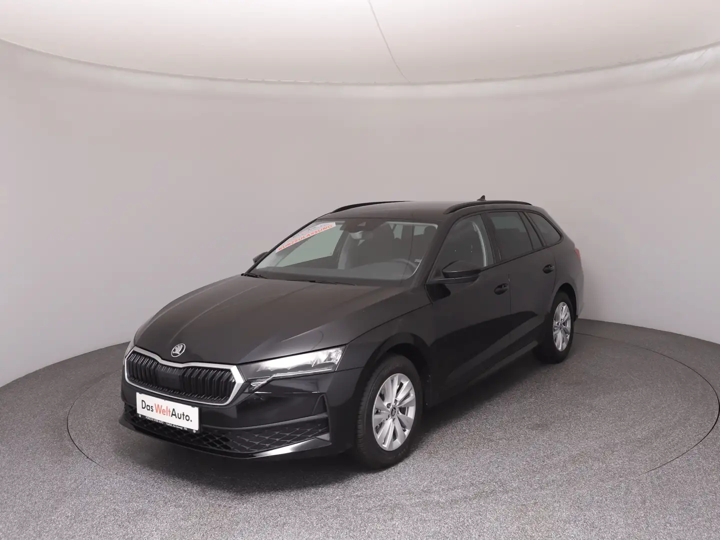 Skoda Octavia Essence TSI Schwarz - 1