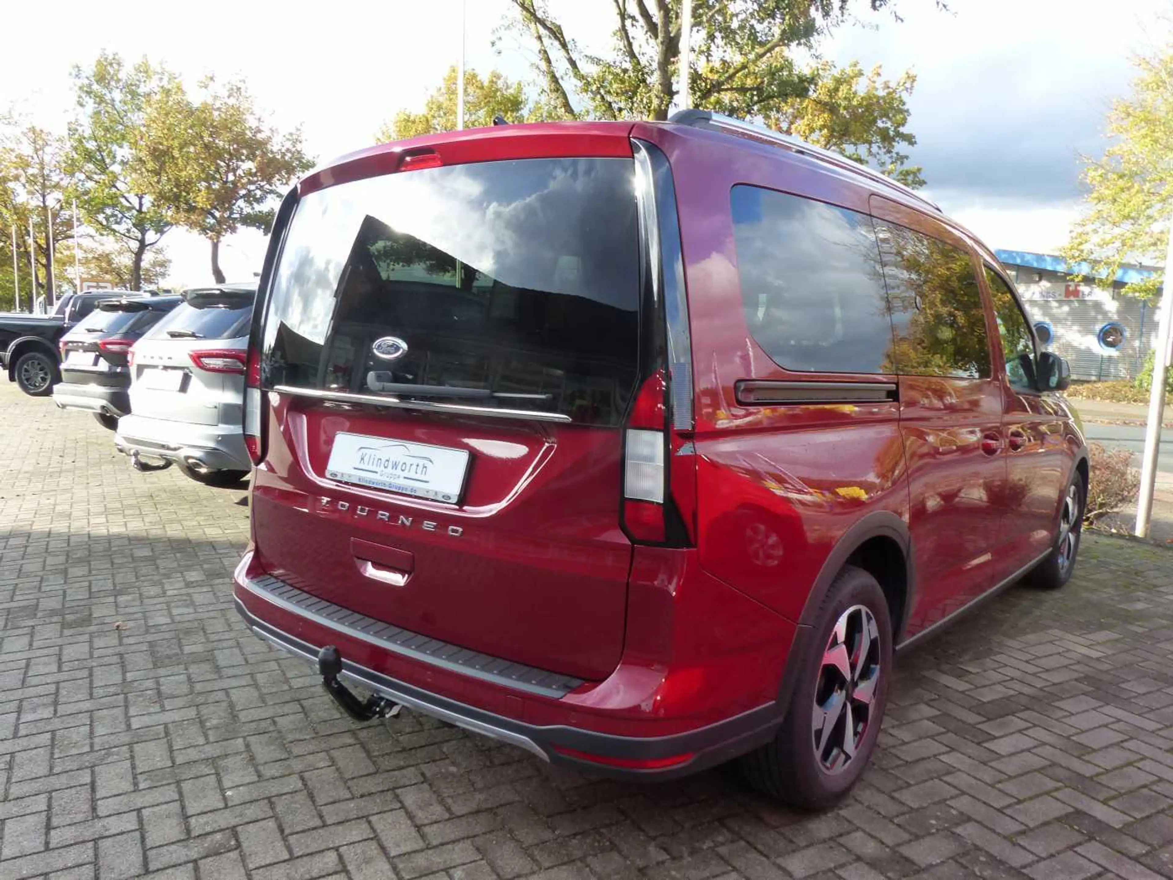 Ford Grand Tourneo Connect 2.0 EcoBlue Active L2 AHK — photo 4