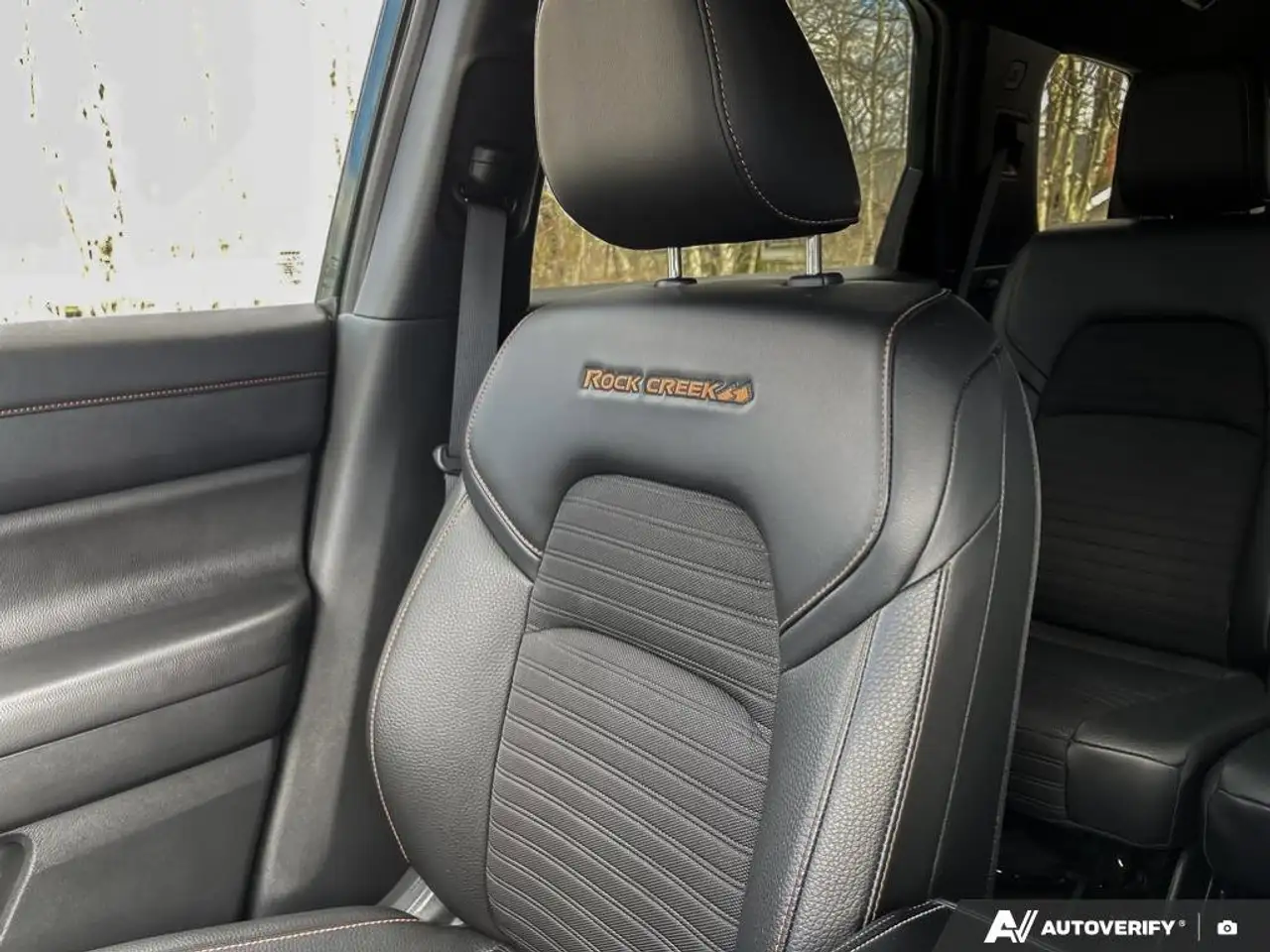 Nissan Pathfinder снимка Nissan Pathfinder
