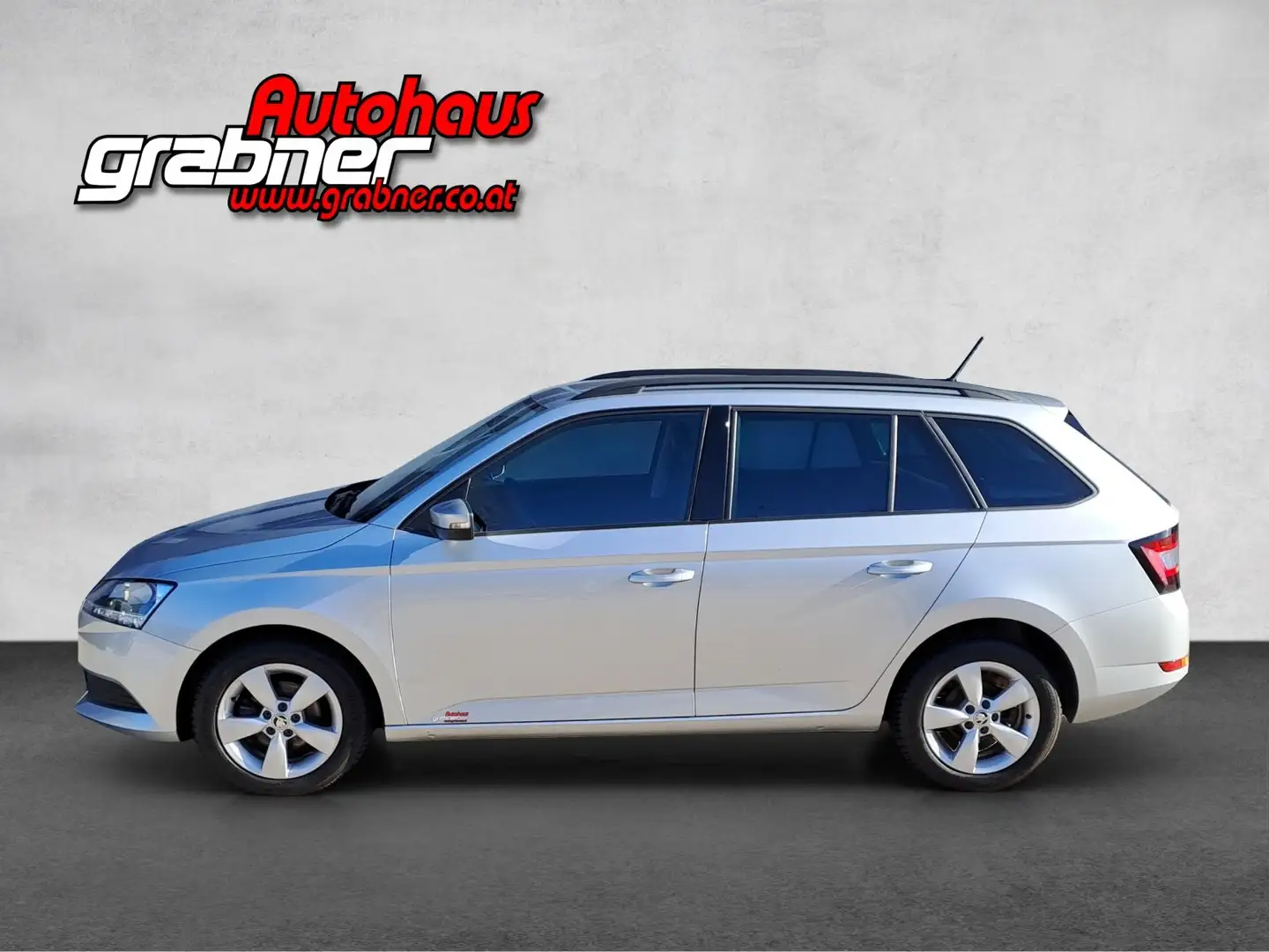 Skoda Fabia Active Grau - 2