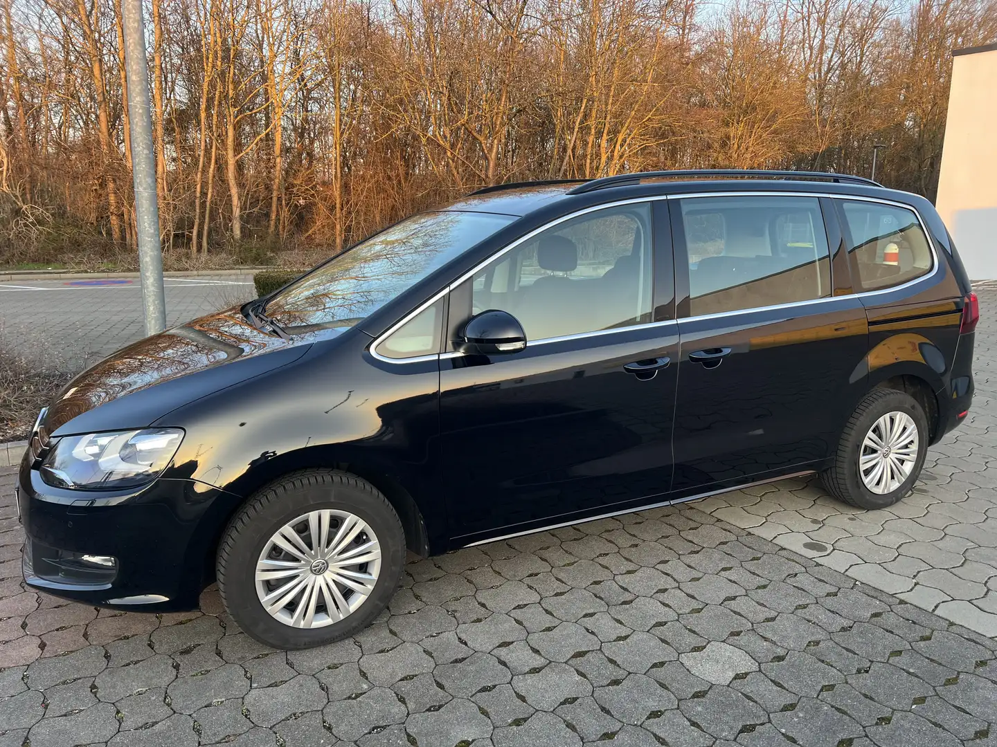Volkswagen Sharan Comfortline BMT/Start-Stopp Schwarz - 2