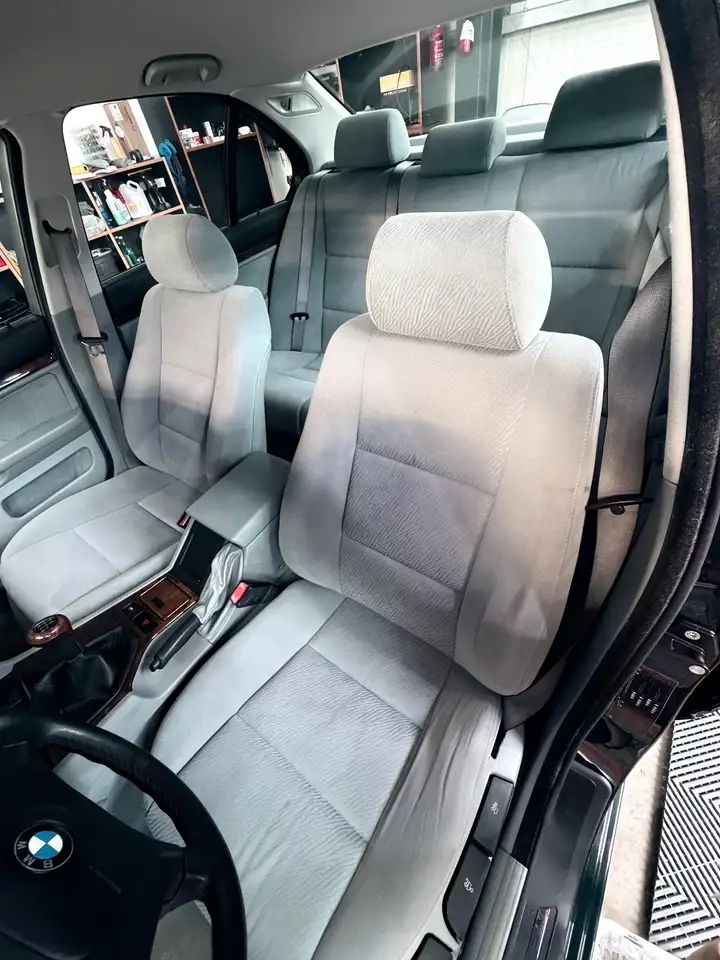BMW 523i, foto 10