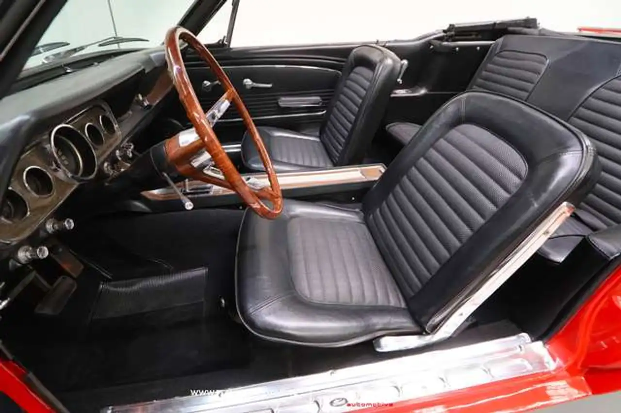 Ford Mustang Cabriolet 200ci 3.3 6 Cylindres Automatique, foto 10