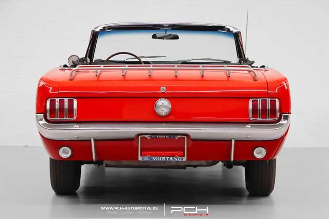 Ford Mustang Cabriolet 200ci 3.3 6 Cylindres Automatique, foto 5