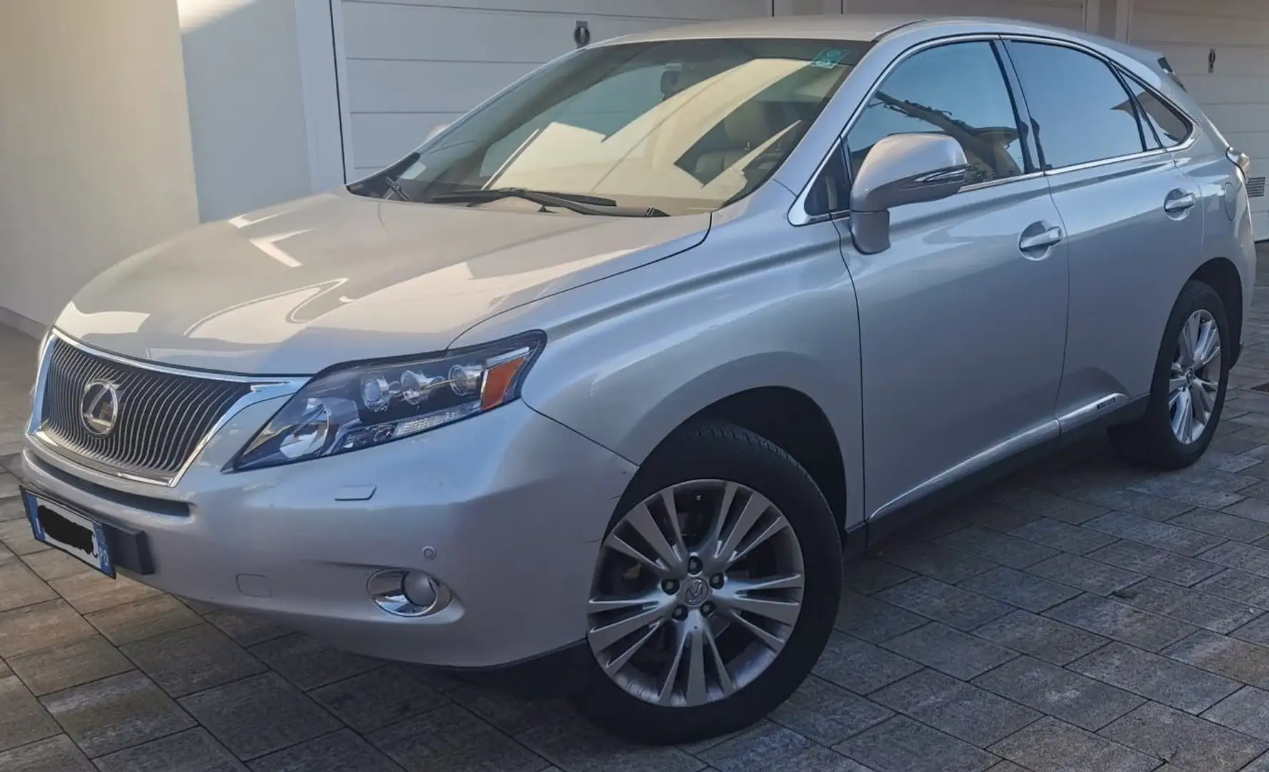 Lexus RX 450h RX 450h 3.5 Ambassador cvt Ezüst - 1