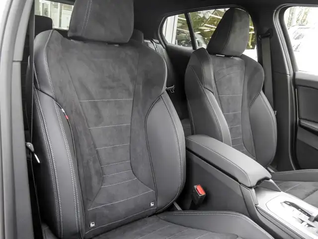 BMW 1 Series view 6