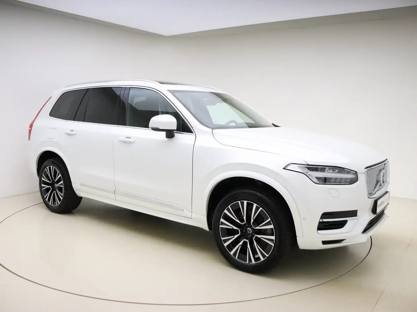 Volvo XC90 T8 455pk AWD Ultra Bright / Head-Up / Full-LED / E Wit - 1