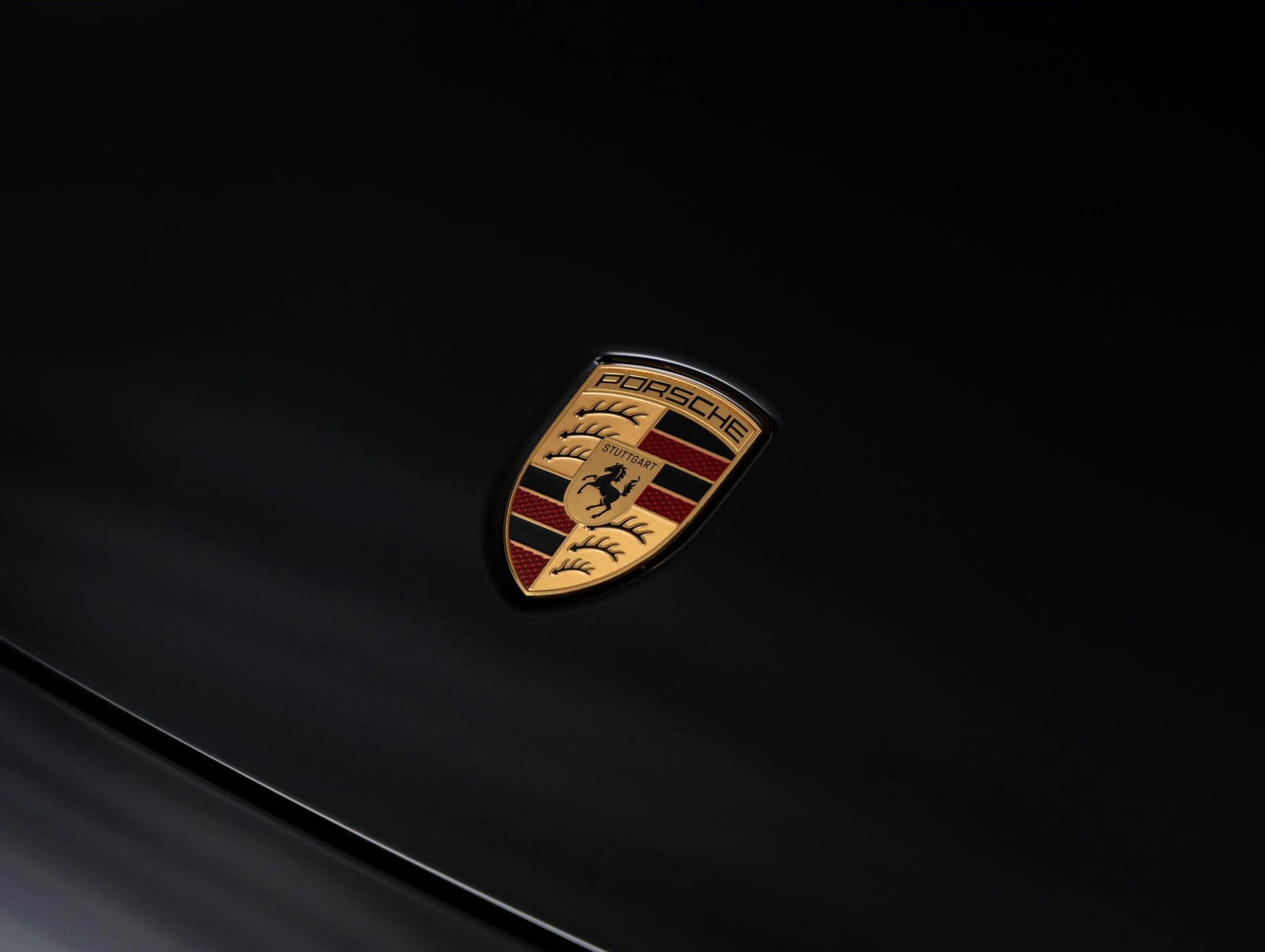Porsche 992 Cabrio 3.6 T-Hybrid Carrera 4 GTS — photo 6