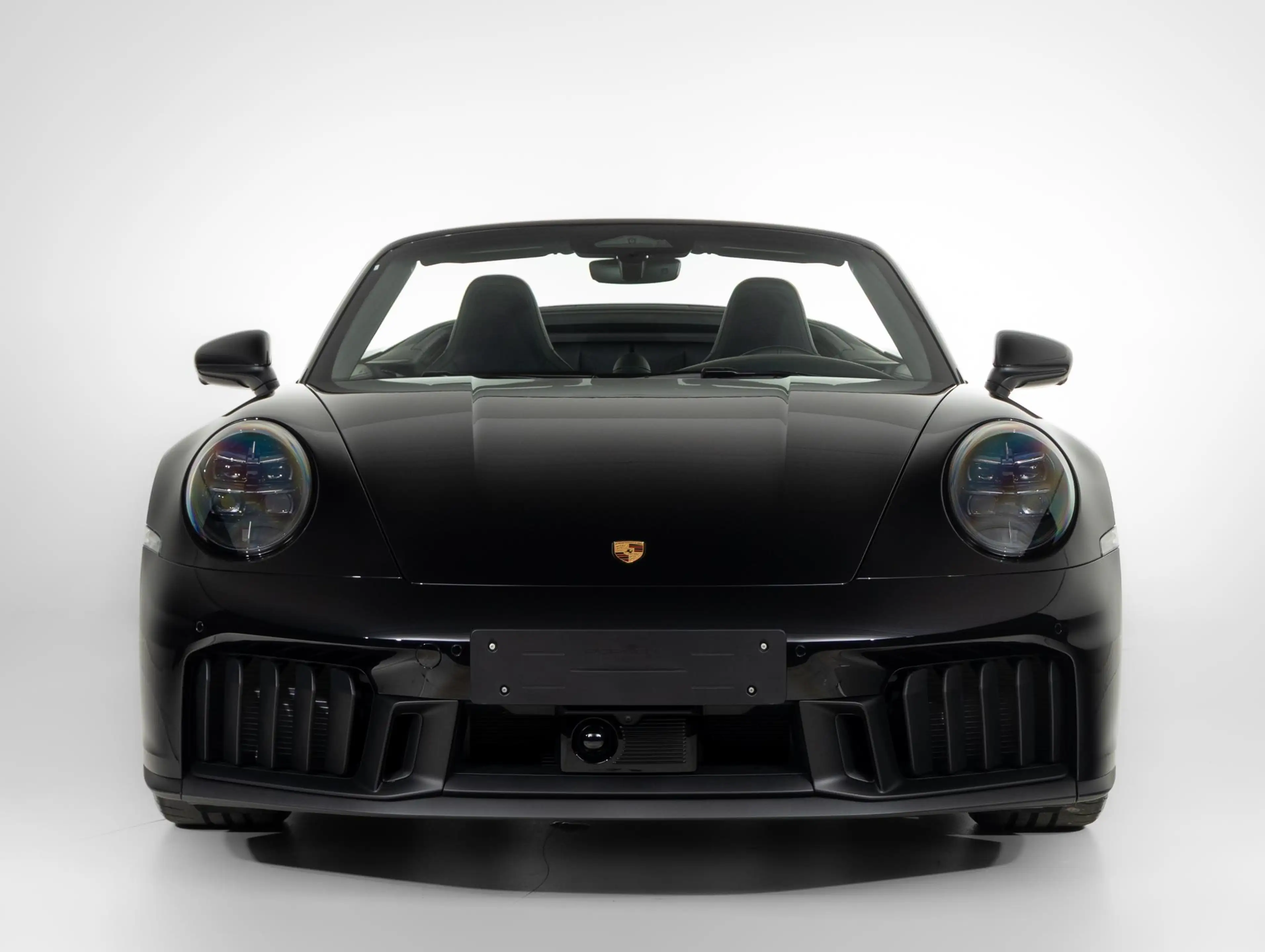 Porsche 992 Cabrio 3.6 T-Hybrid Carrera 4 GTS — photo 44