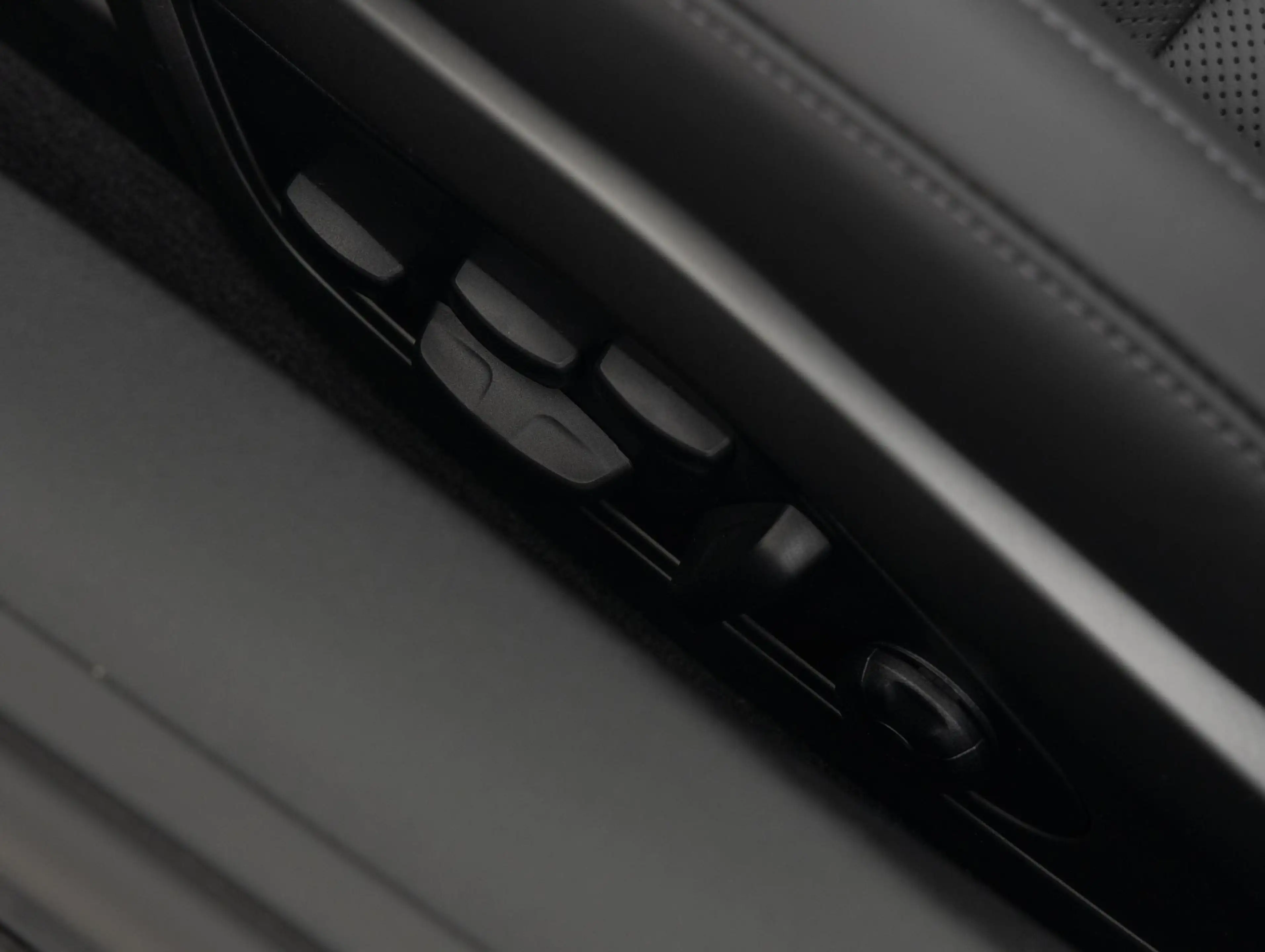 Porsche 992 Cabrio 3.6 T-Hybrid Carrera 4 GTS — photo 19