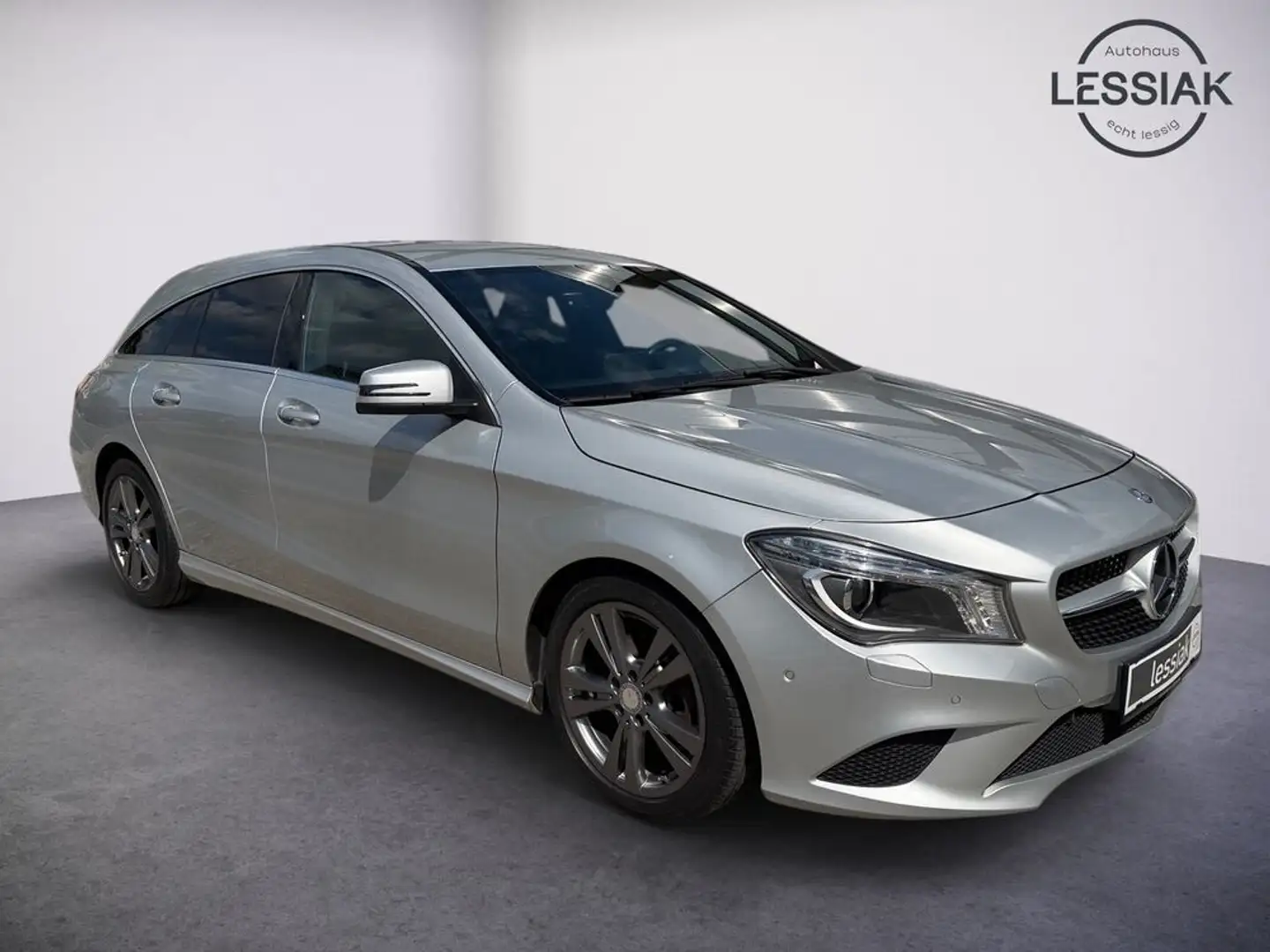 Mercedes-Benz CLA 220 CDI | Xenon-SW | PP inkl. RFK | Ambiente Silber - 2