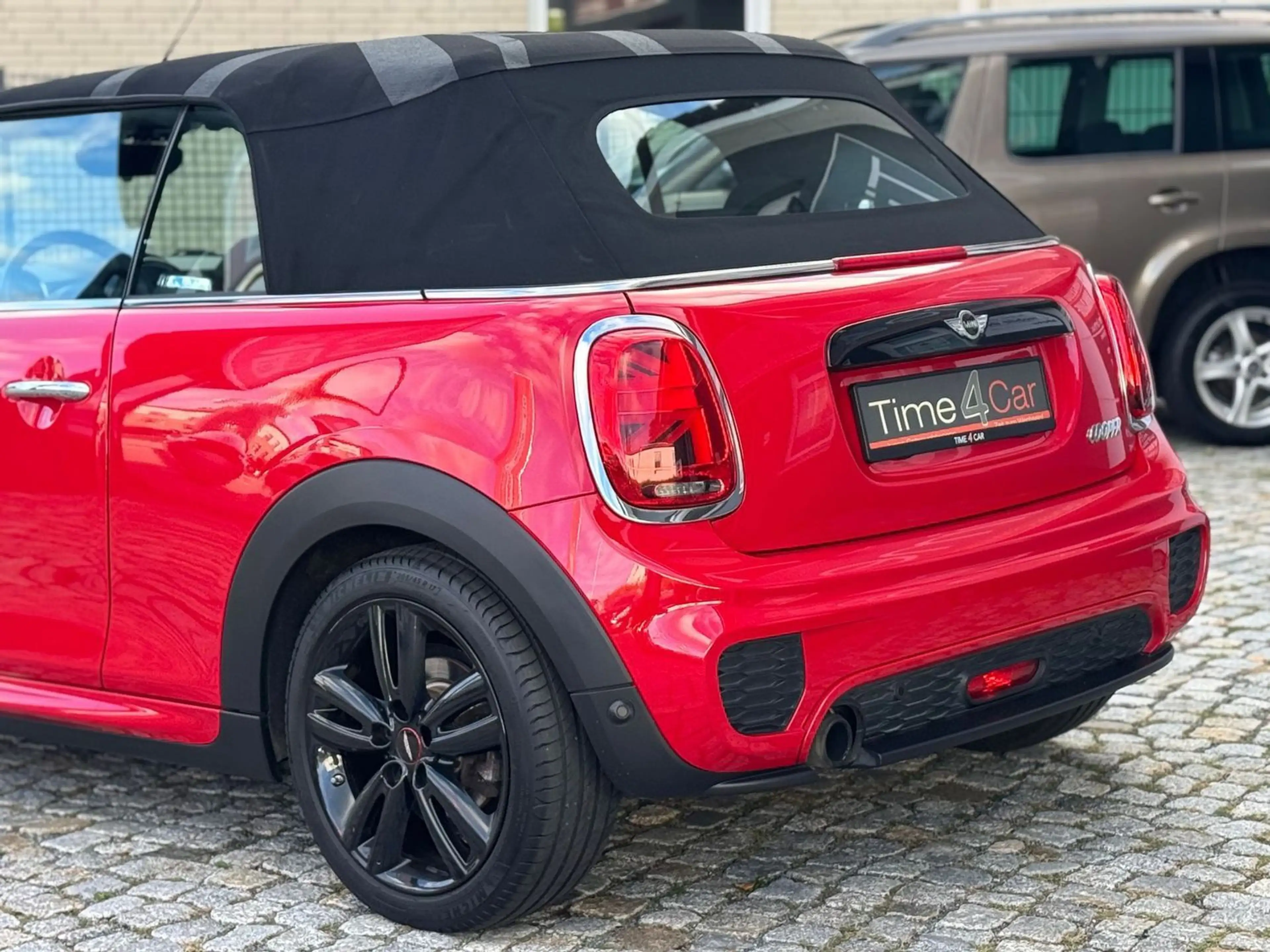 MINI Cooper Cabrio JohnCooperWorks SHZ Navi LED H&K — photo 10