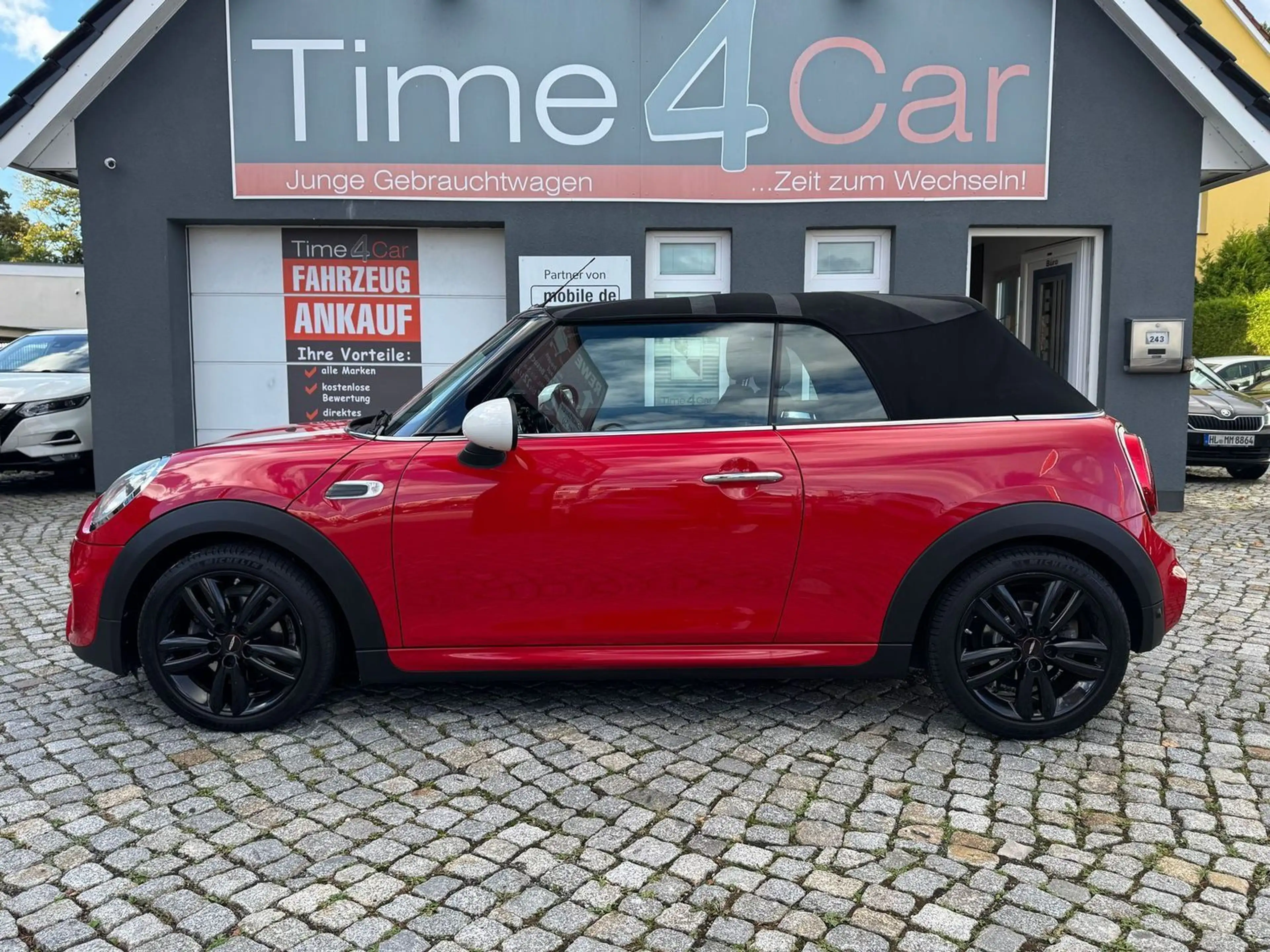 MINI Cooper Cabrio JohnCooperWorks SHZ Navi LED H&K — photo 7