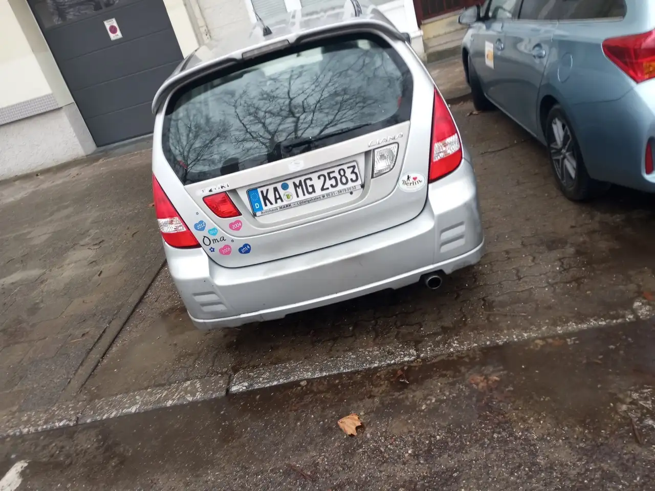 Suzuki Liana