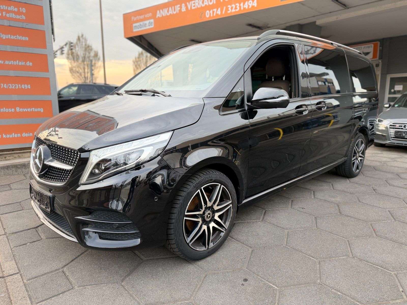 Second hand Mercedes Benz V-Class 300