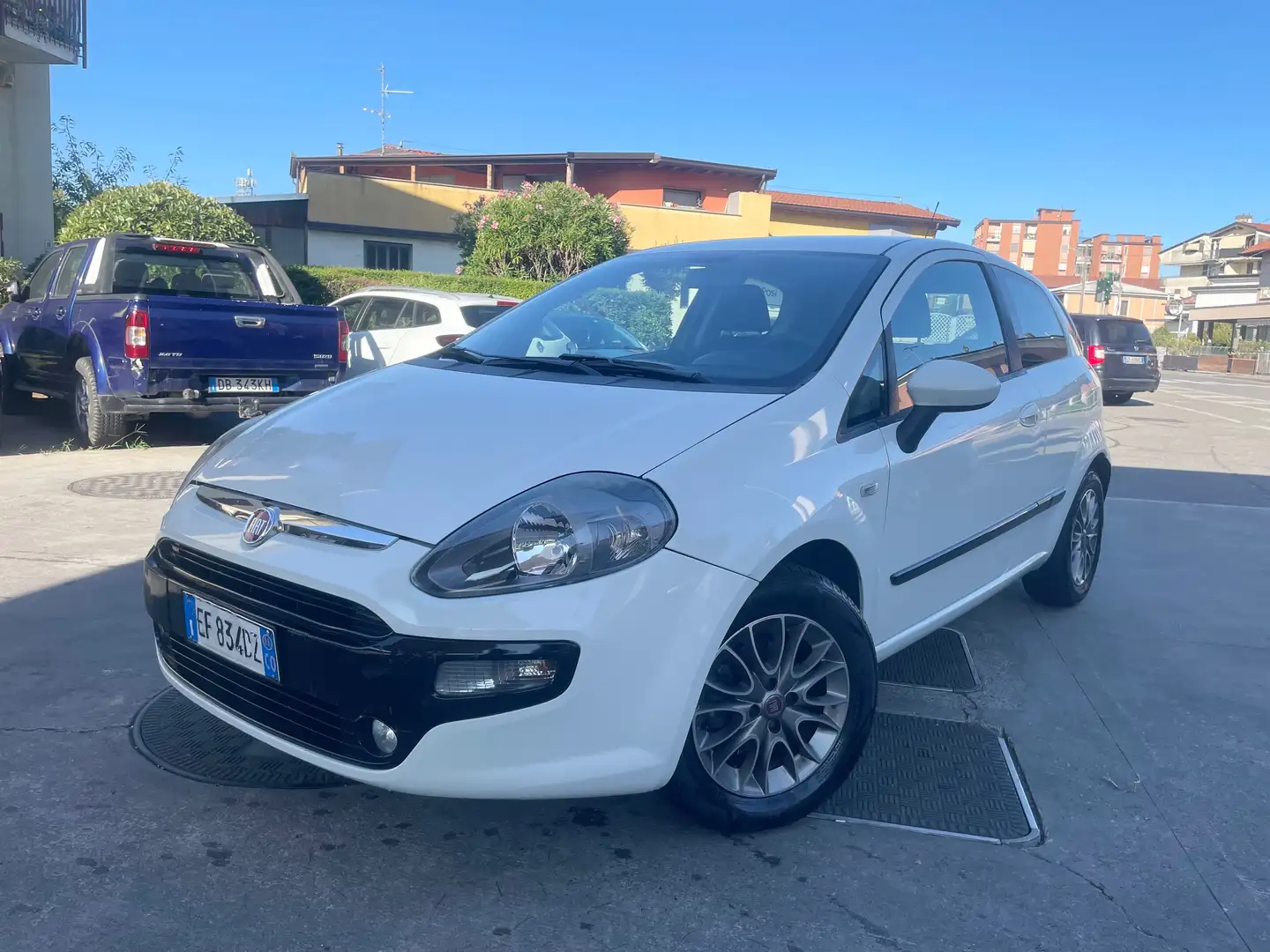 Fiat Punto Evo 3p 1.2 *OK NEOPATENTATI* Bianco - 1