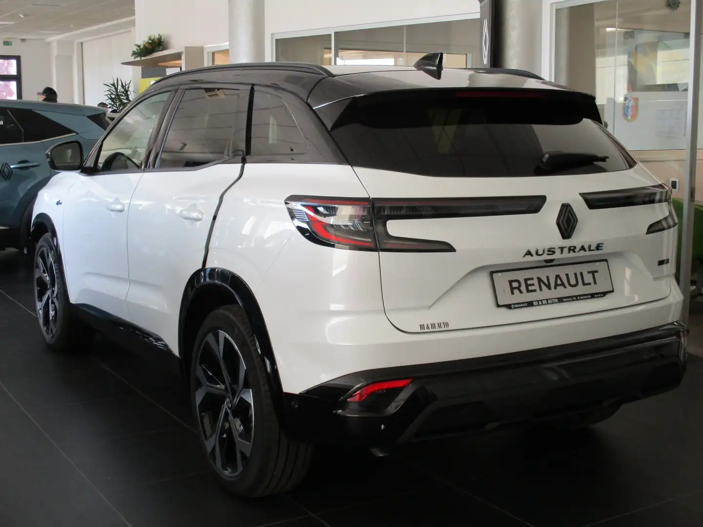 Renault Austral 1.2 E-Tech full hybrid Techno Esprit Alpine 200cv Bianco - 2