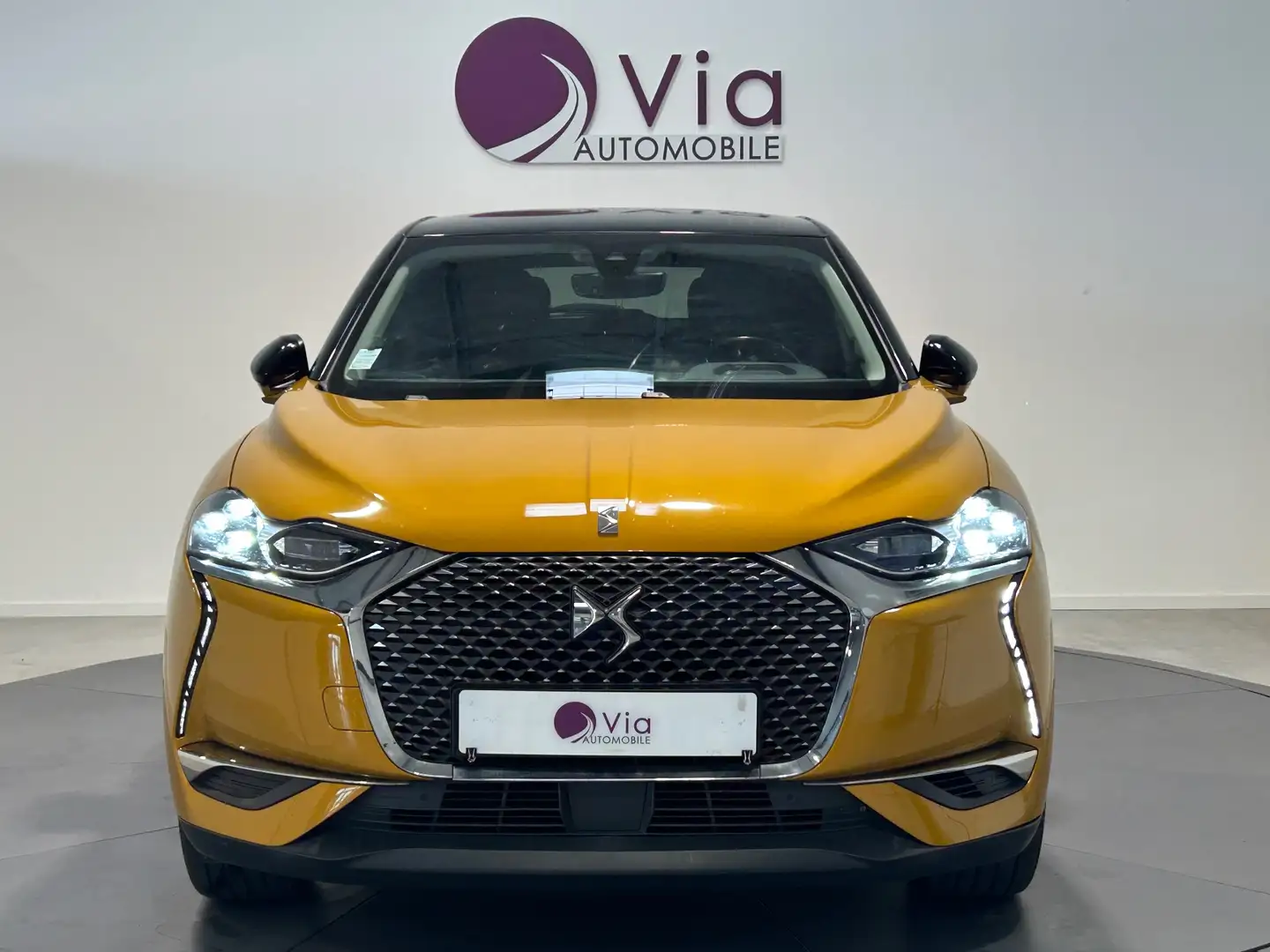 DS Automobiles DS 3 Crossback DS3 Crossback PureTech 155 EAT8 Opera Grand Chic Distribution ok 2023 Amarillo - 2