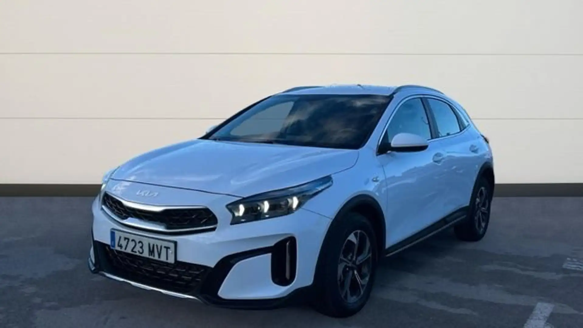 Kia XCeed 1.5 MHEV DCT Drive Blanco - 2