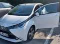 Toyota Aygo Aygo x-wave Weiß - thumbnail 2