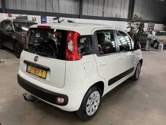 Fiat Panda view 4