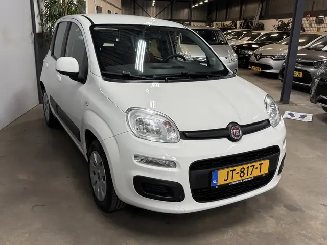 Fiat Panda view 3