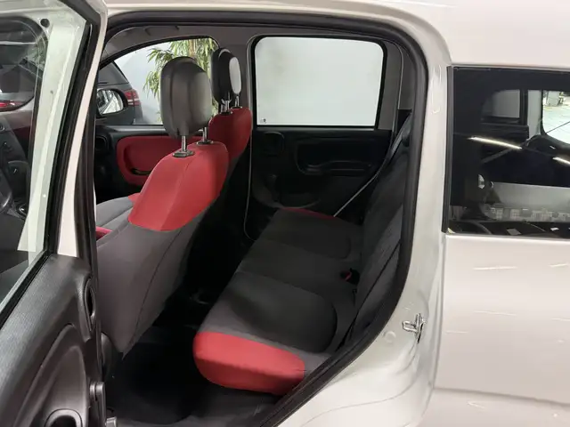 Fiat Panda view 8