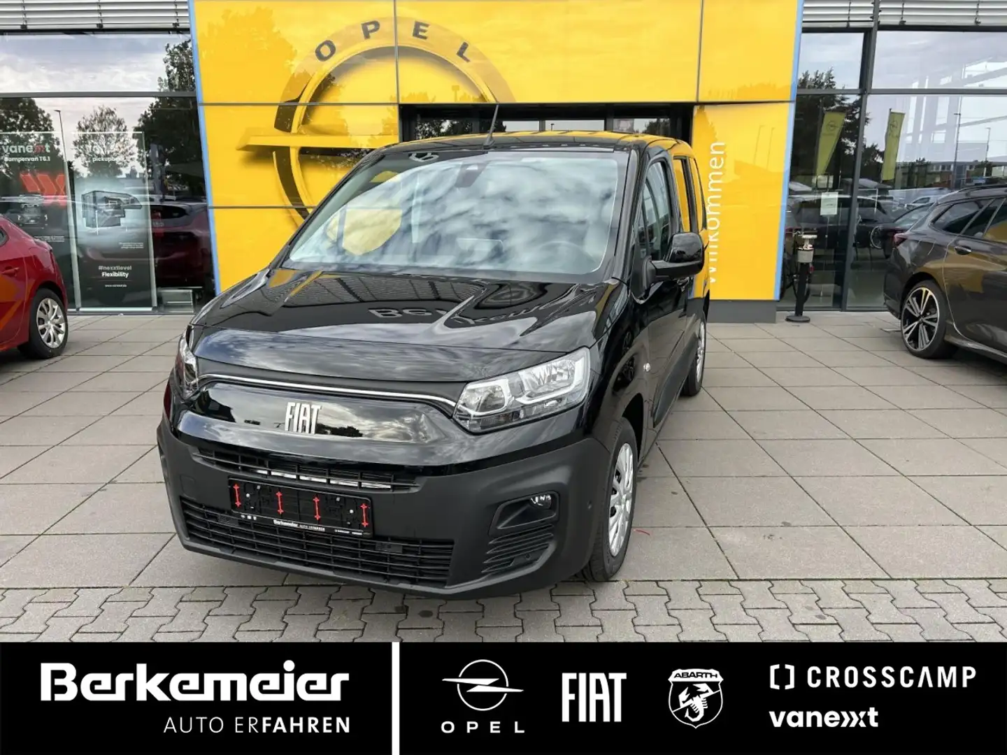 Fiat Doblo Elektro 50kWh**NAVI /SENSOREN** Černá - 1