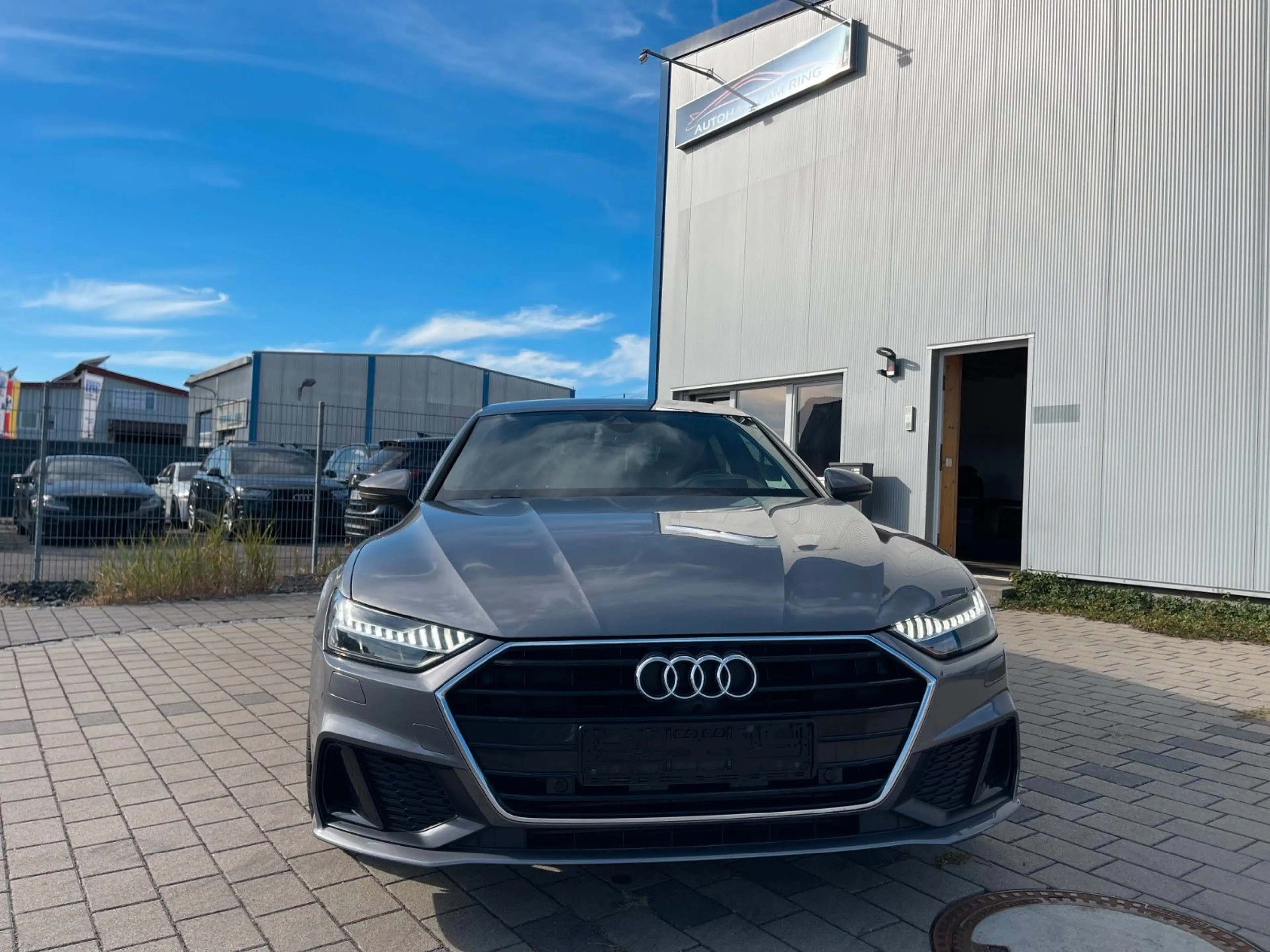 Audi A7 Sportback 45 basis TDI quattro — photo 2