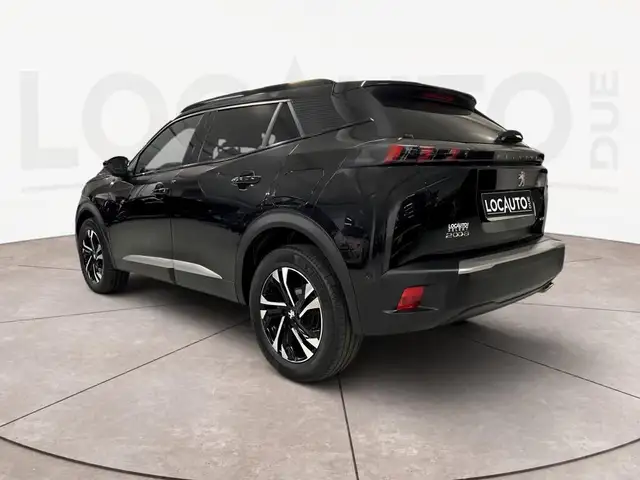 Peugeot 2008 view 5